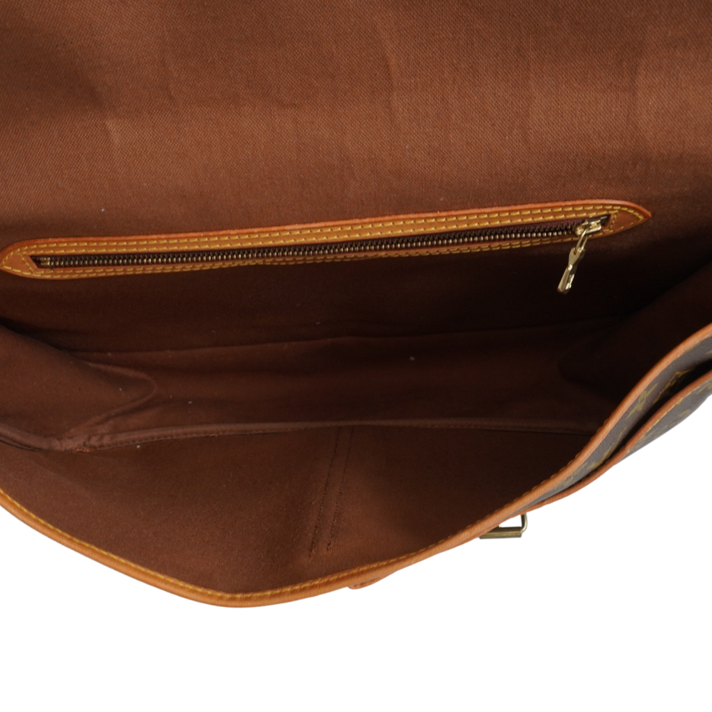 Louis Vuitton 'Gibeciere GM' Bag