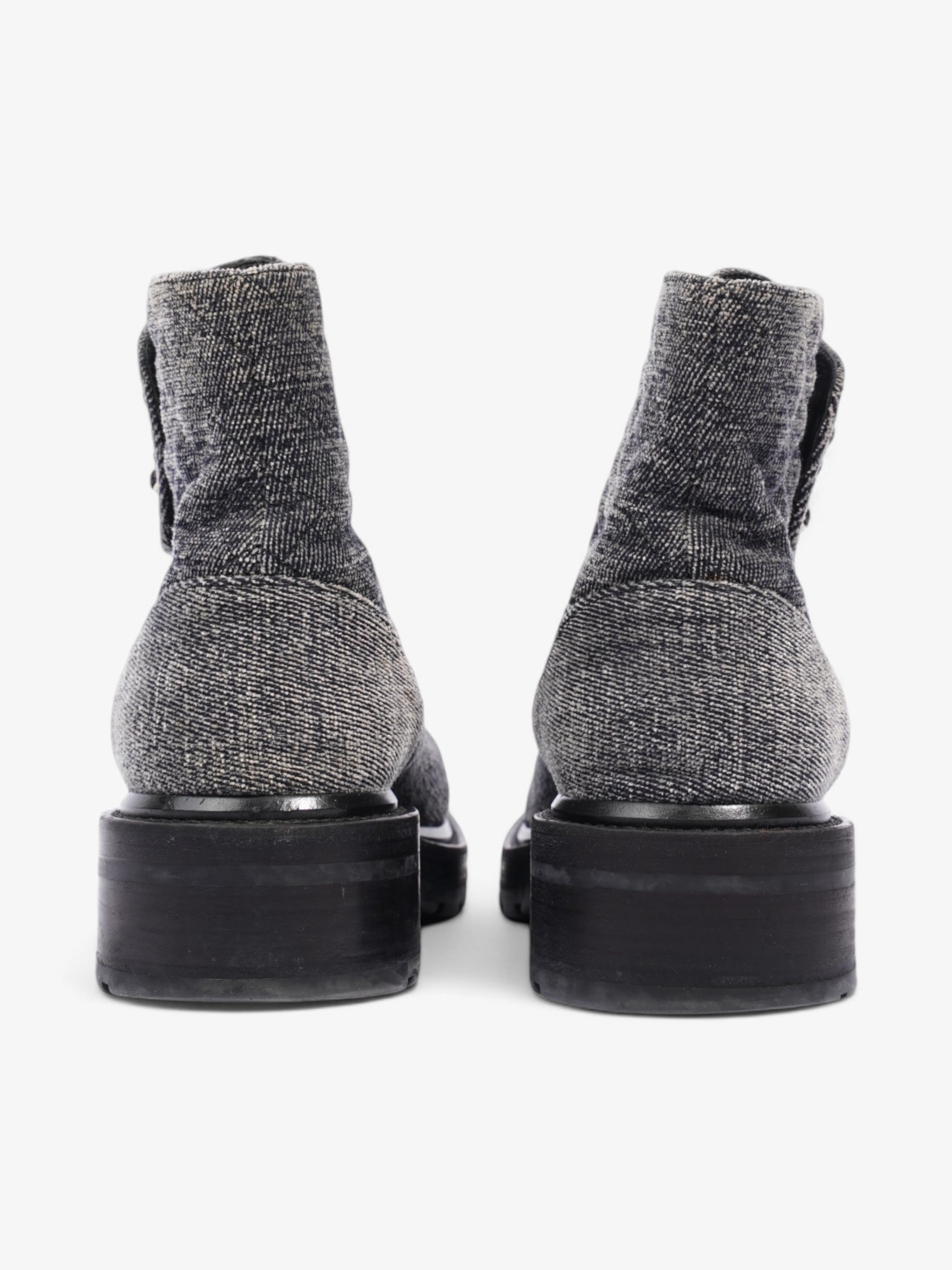Chanel CC Toe Cap Lace Up Boots Navy / White / Black Cloth EU 39.5 UK 6.5