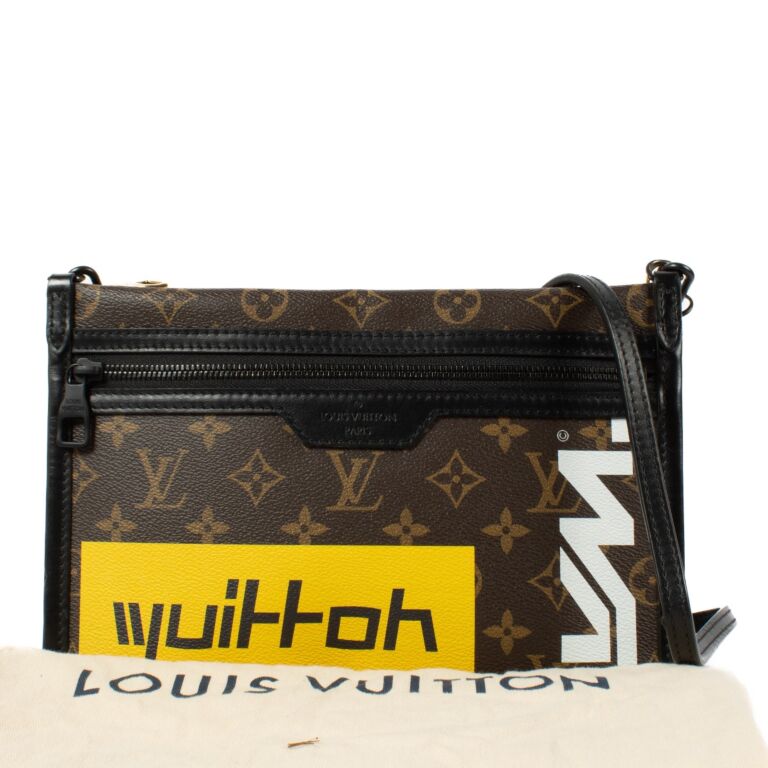 LV LOGO STORY MONOGRAM DOUBLE FLAT MESSENGER BAG