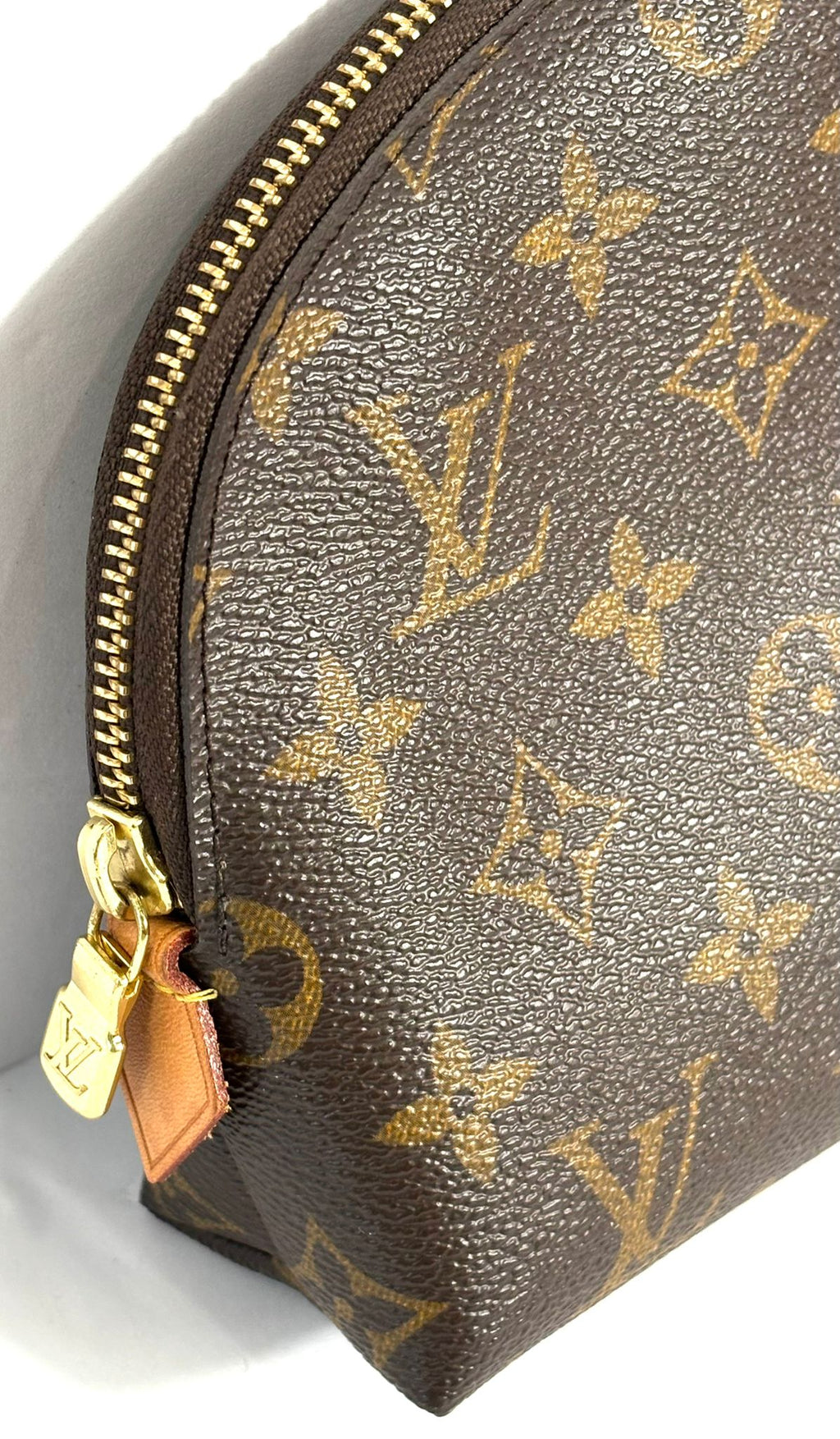 LOUIS VUITTON MONOGRAM CANVAS POUCH