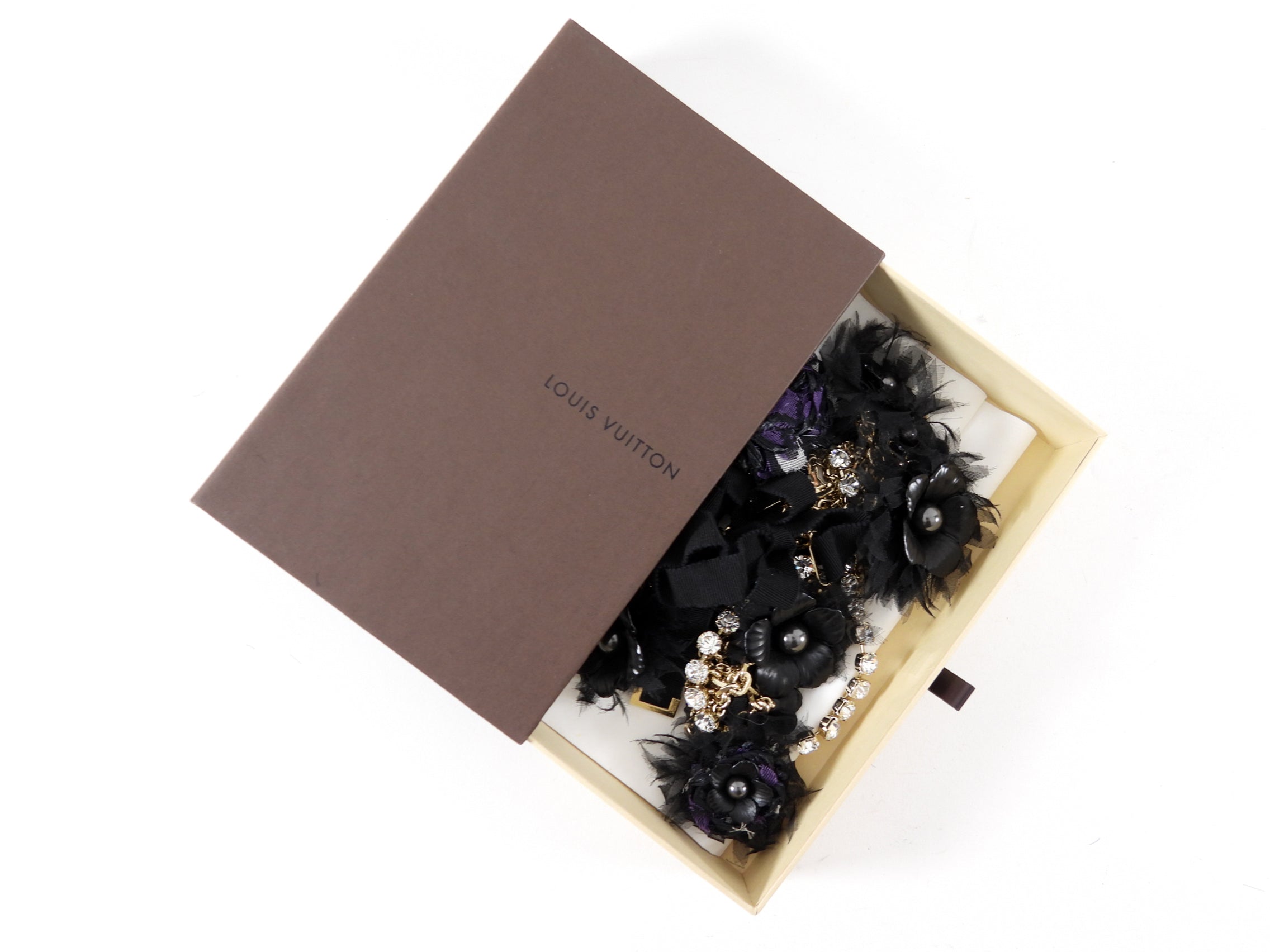 Louis Vuitton Vintage Fall 2005 Black and Purple Chain Crystal Flower Ribbon Necklace