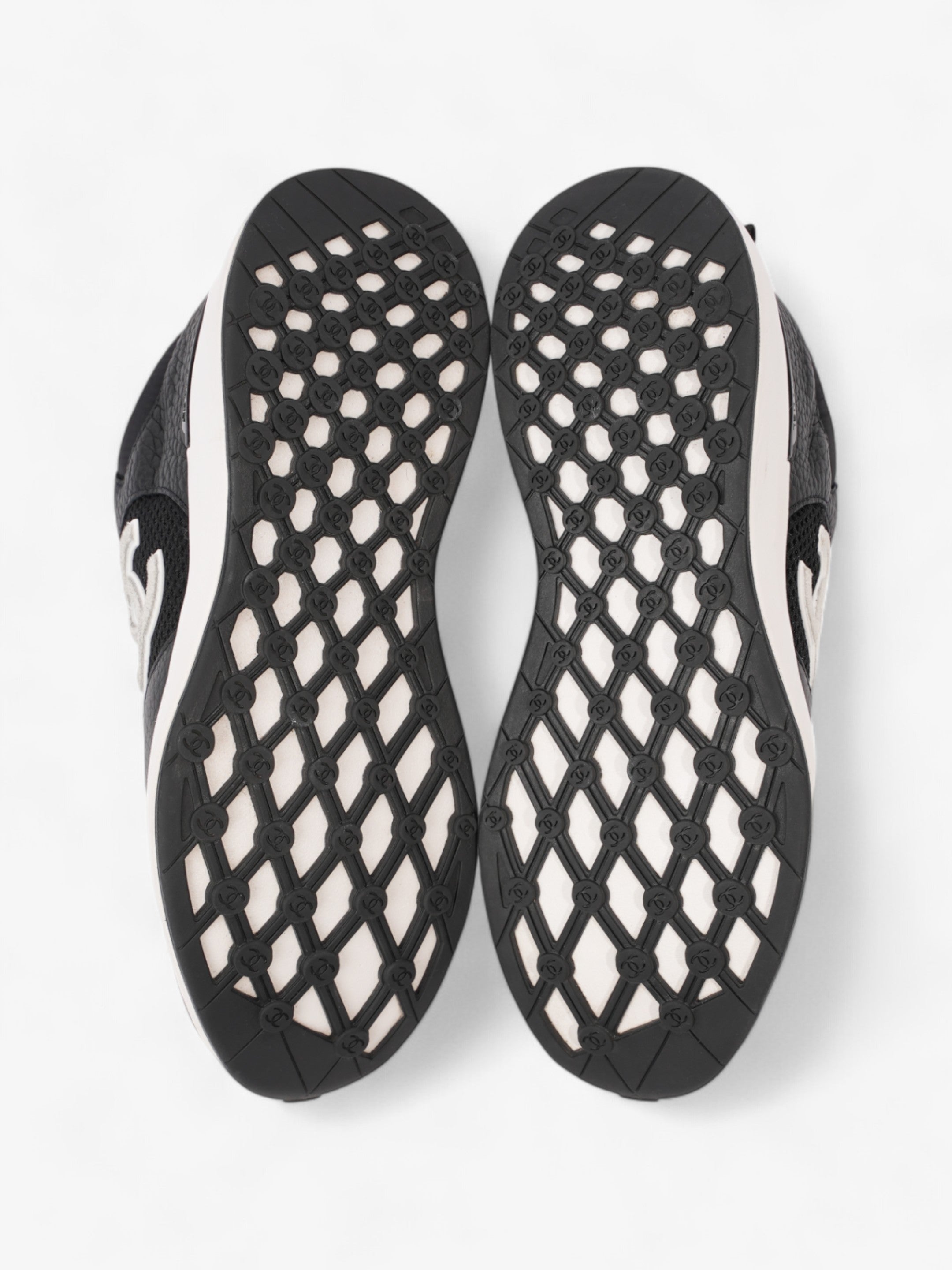 Chanel CC Sneakers Black / White Mesh EU 37.5 UK 4.5