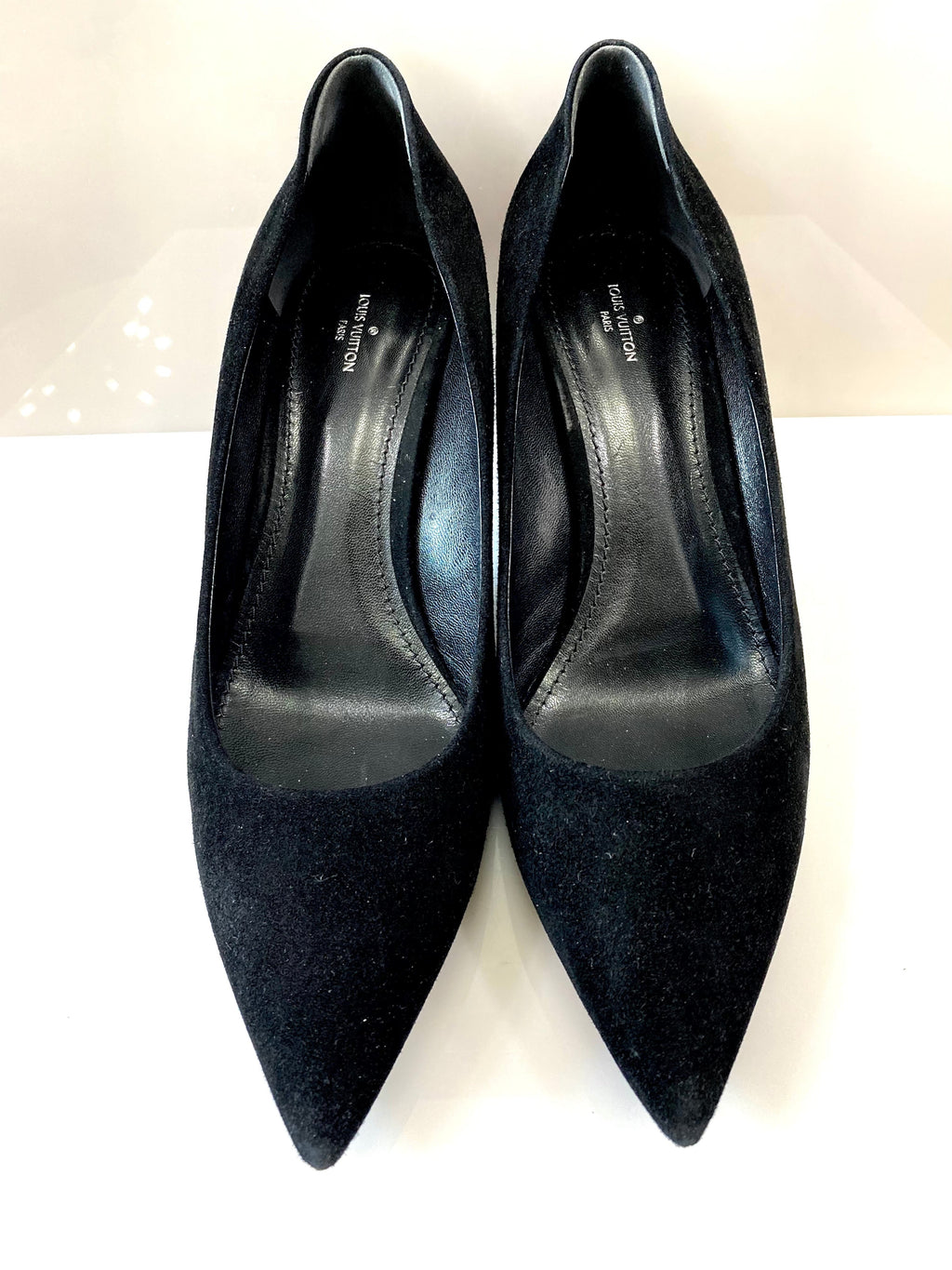 LOUIS VUITTON 16 YEAR LEATHER X SUEDE PUMPS