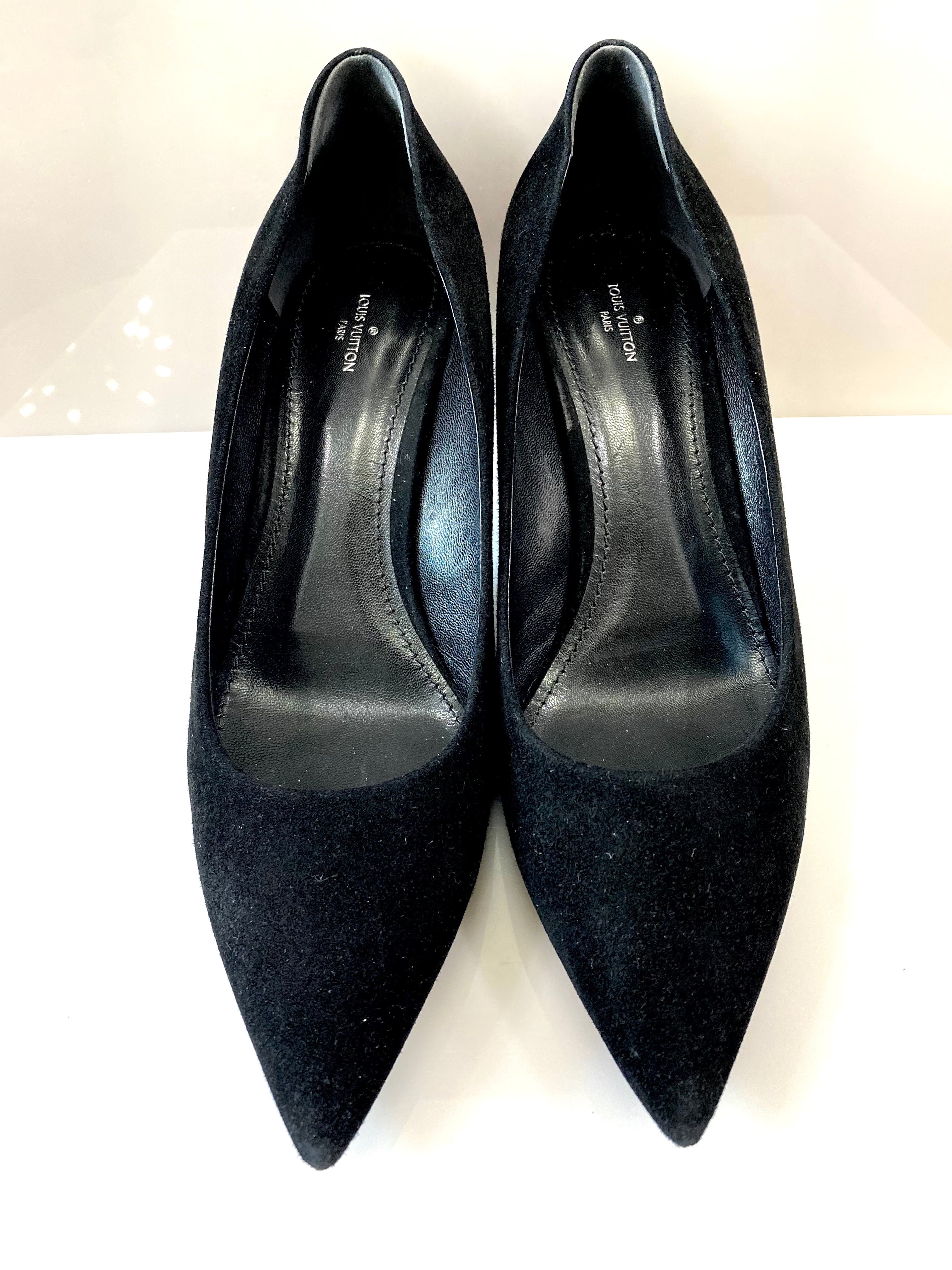 LOUIS VUITTON 16 YEAR LEATHER X SUEDE PUMPS