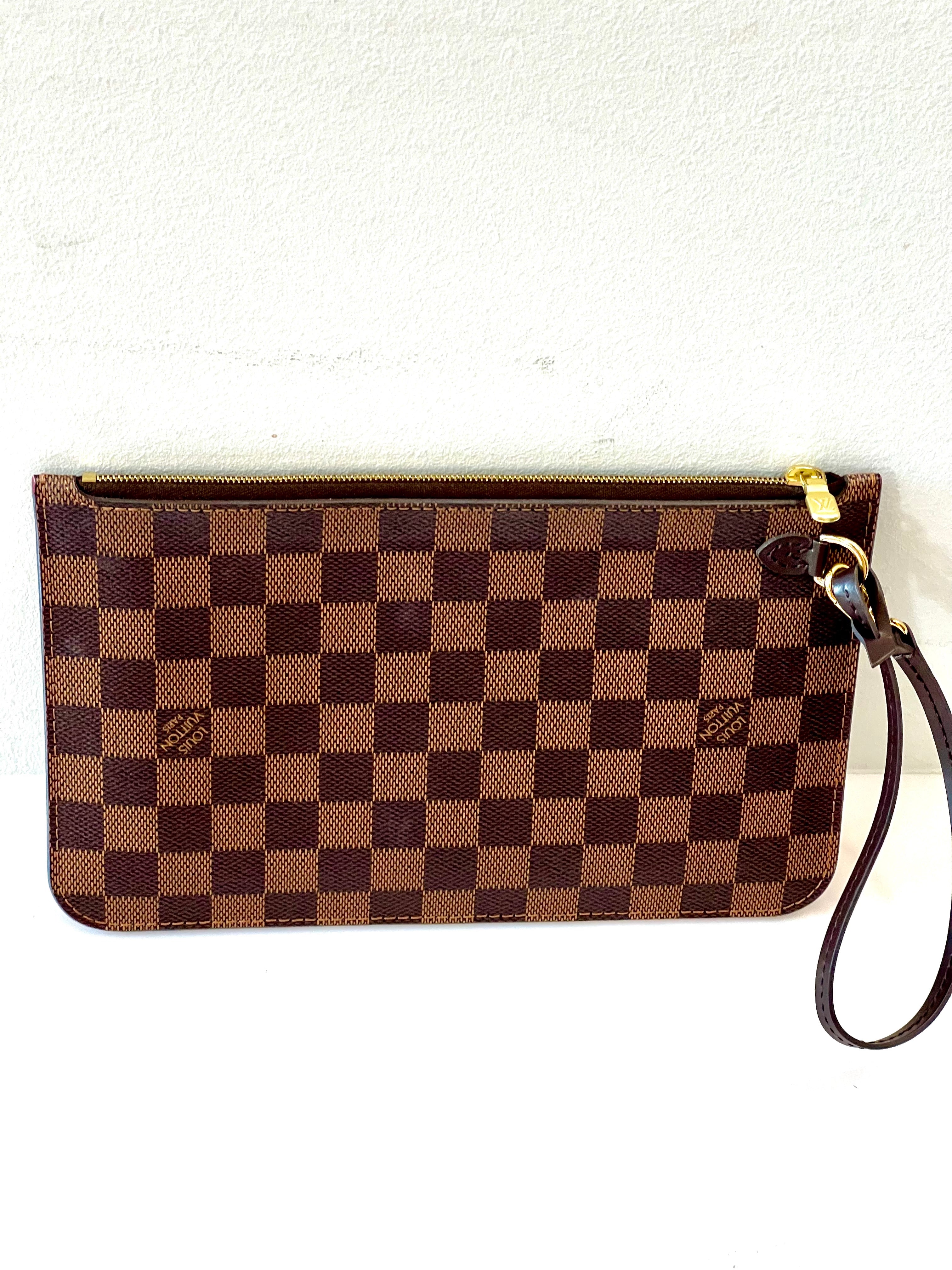 LOUIS VUITTON DAMIER EBENE MM GM POCHETTE CERISE