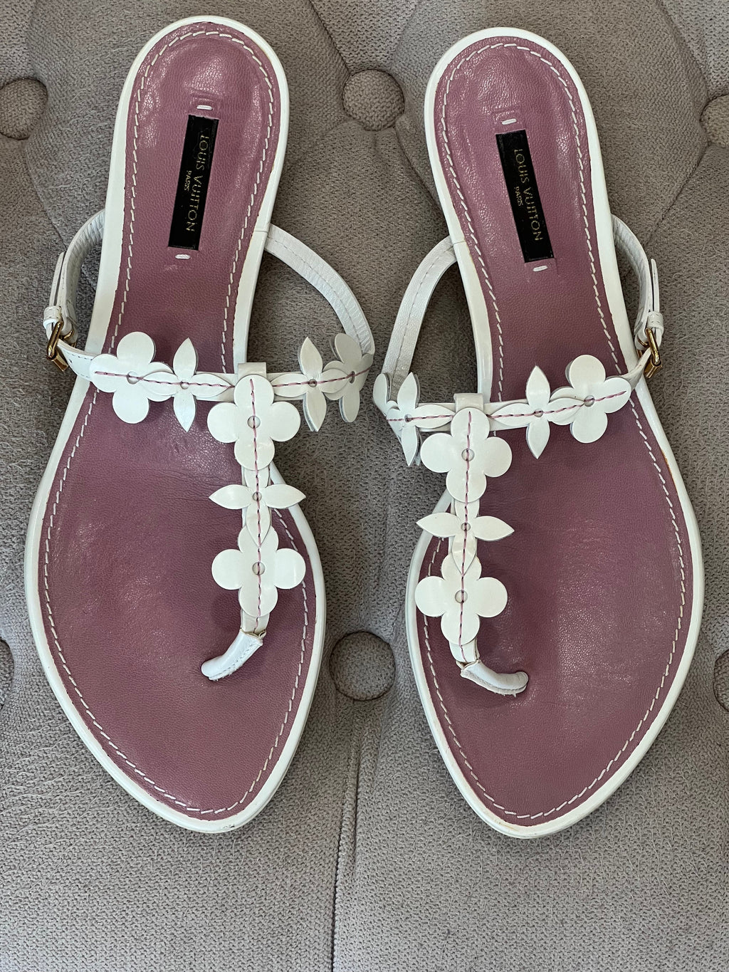 LOUIS VUITTON T-STRAP MONOGRAM FLOWER FLIP-FLOP SANDALS