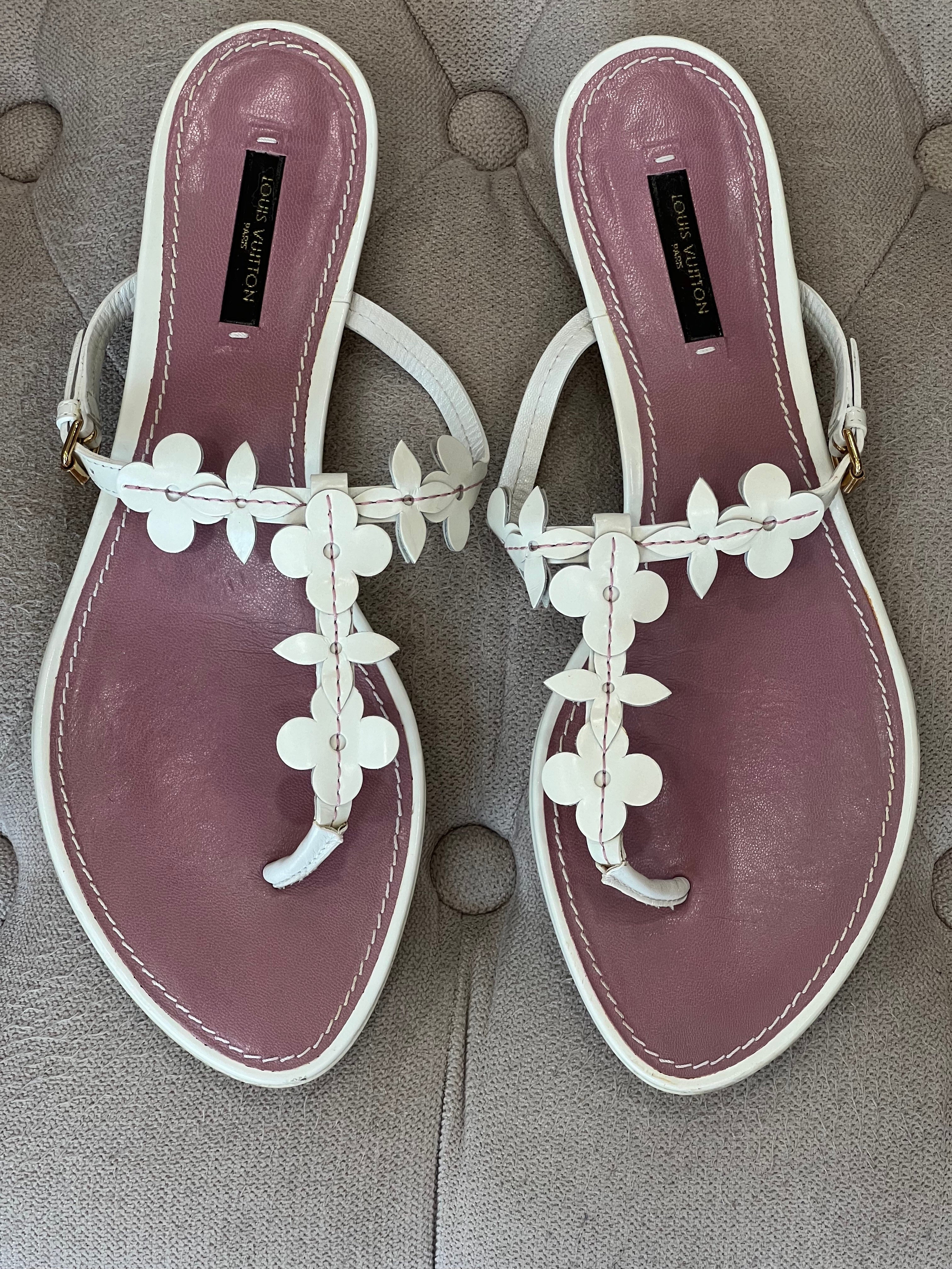 LOUIS VUITTON T-STRAP MONOGRAM FLOWER FLIP-FLOP SANDALS