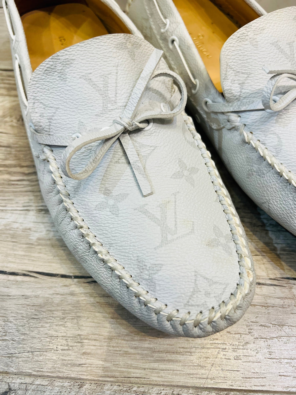 LOUIS VUITTON LV MONOGRAM ARIZONA MOCCASIN