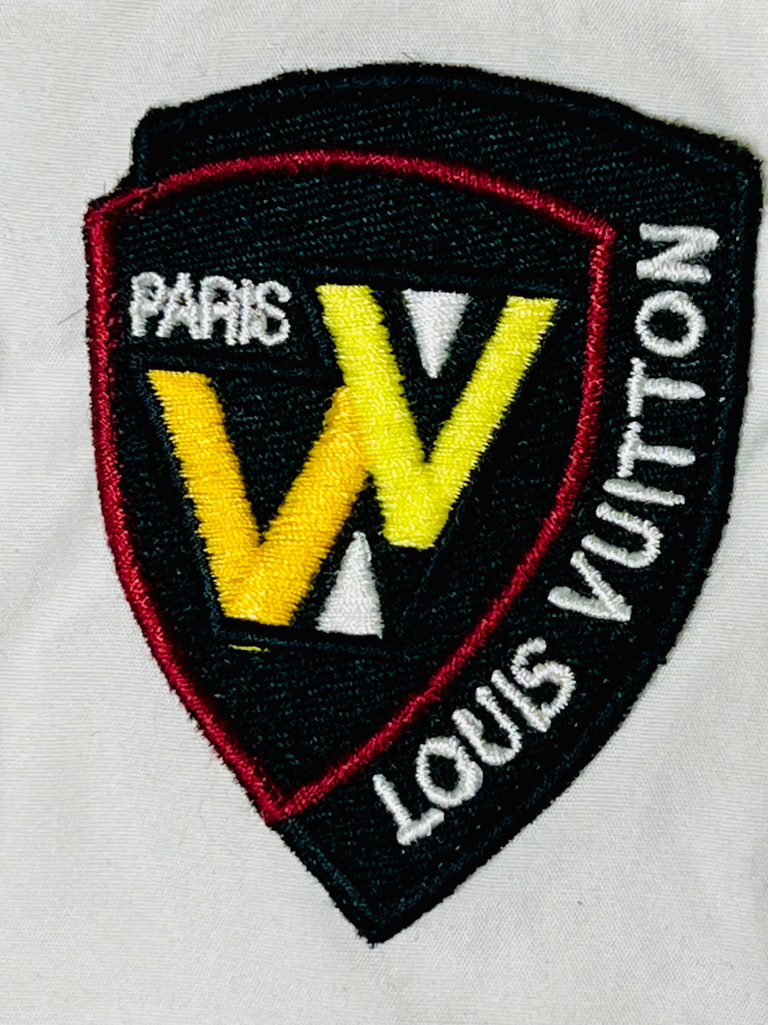LOUIS VUITTON LOGO APPLIQUÉ PATCHES POCKET T-SHIRT