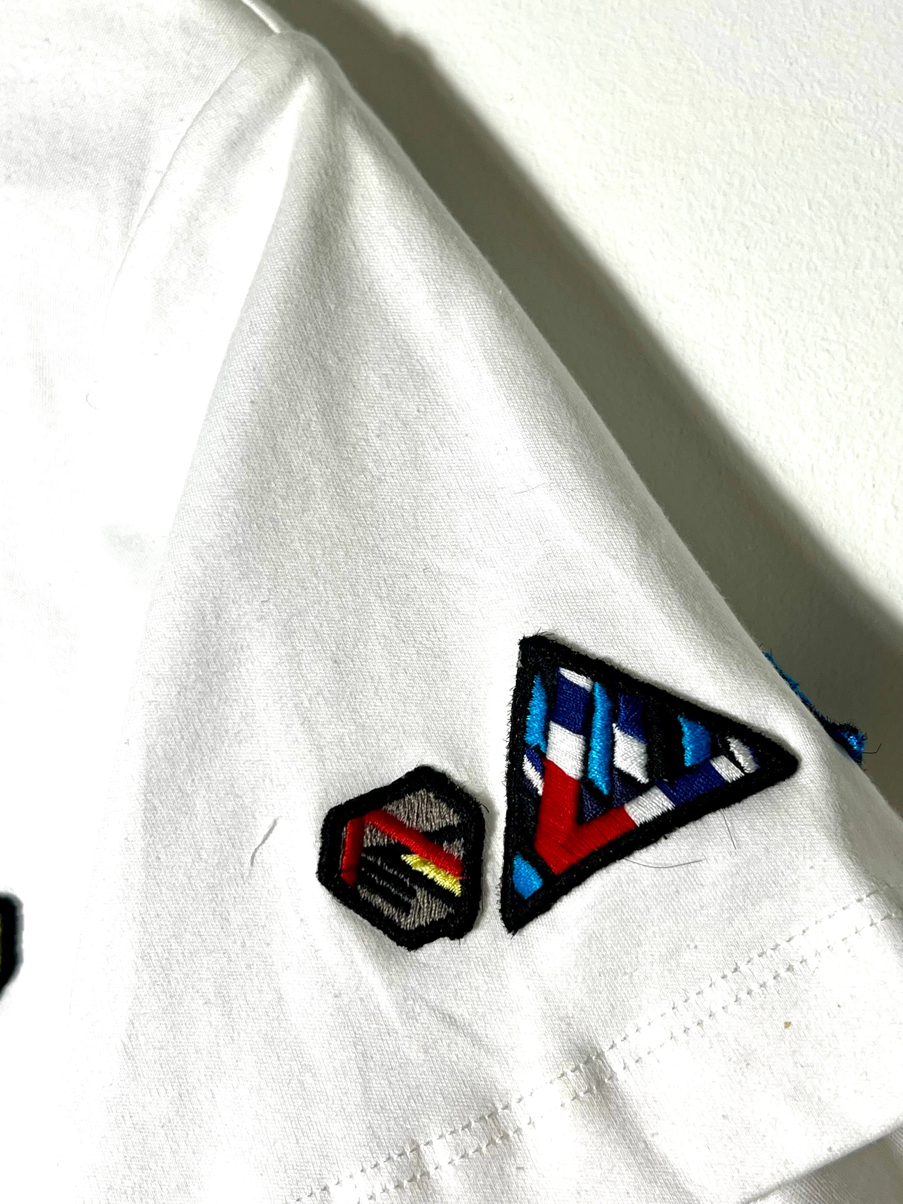 LOUIS VUITTON LOGO APPLIQUÉ PATCHES POCKET T-SHIRT