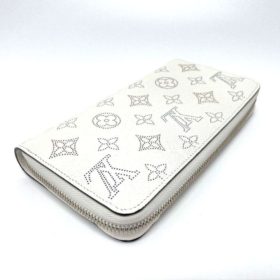 LOUIS VUITTON MONOGRAM MAHINA ZIP AROUND WALLET