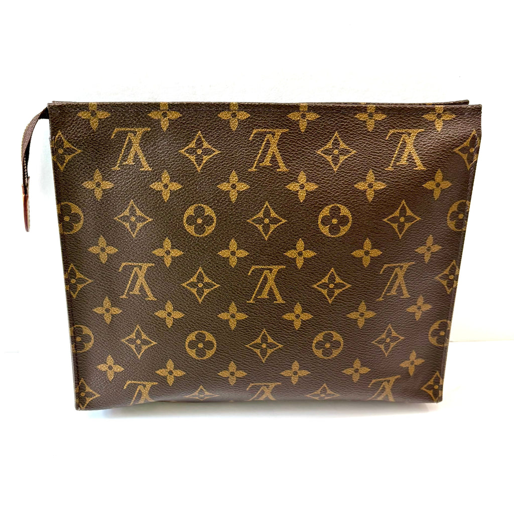 LOUIS VUITTON MONOGRAM TOILETRY POUCH 26