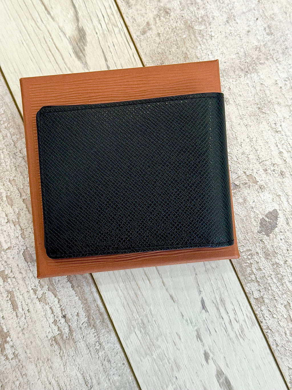 LOUIS VUITTON TAIGA LEATHER MULTIPLE WALLET