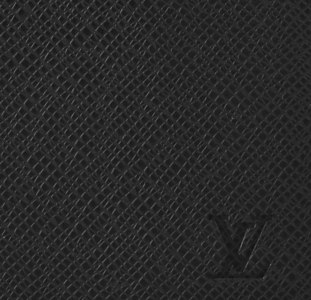 LOUIS VUITTON TAIGA LEATHER MULTIPLE WALLET
