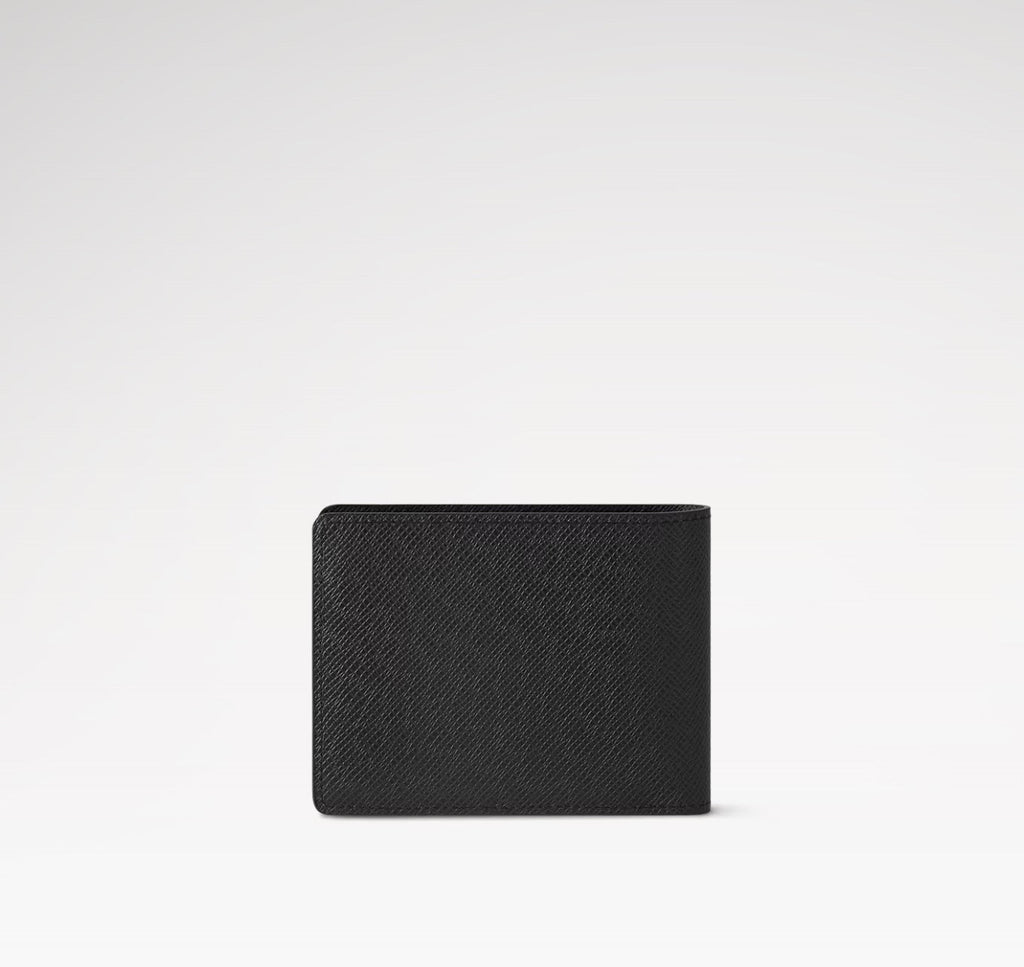 LOUIS VUITTON TAIGA LEATHER MULTIPLE WALLET