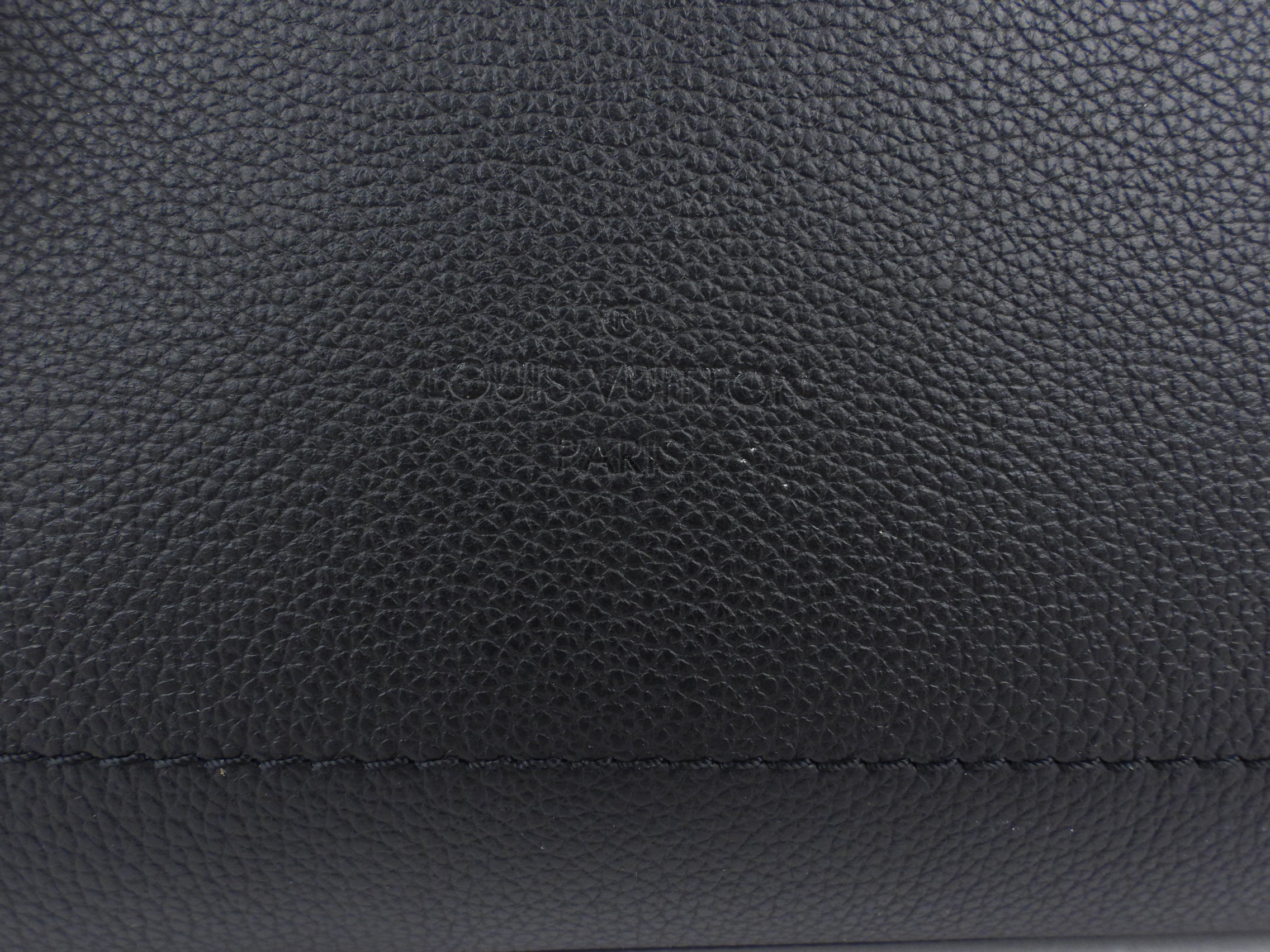 Louis Vuitton Black Grained Calfskin Leather Lockme Ever MM Two Way Top Handle Bag