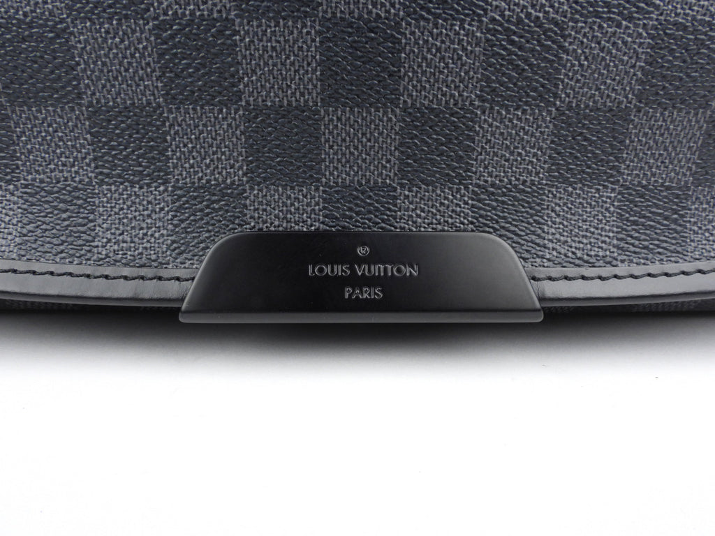 Louis Vuitton Black and Grey Damier Graphite Coated Canvas Daniel Crossbody Messenger Bag