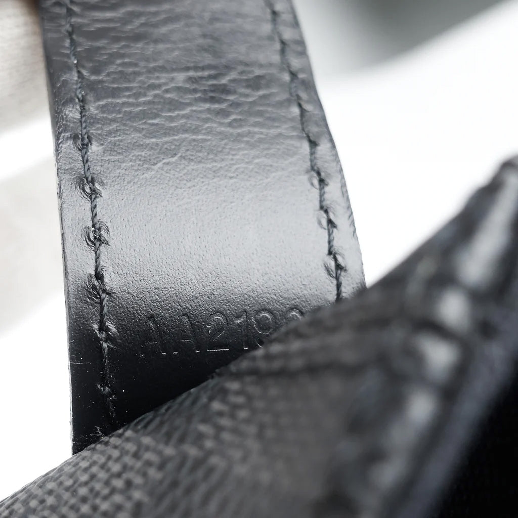 Louis Vuitton Neo Greenwich Damier Graphite Canvas Two-Way Tote Bag