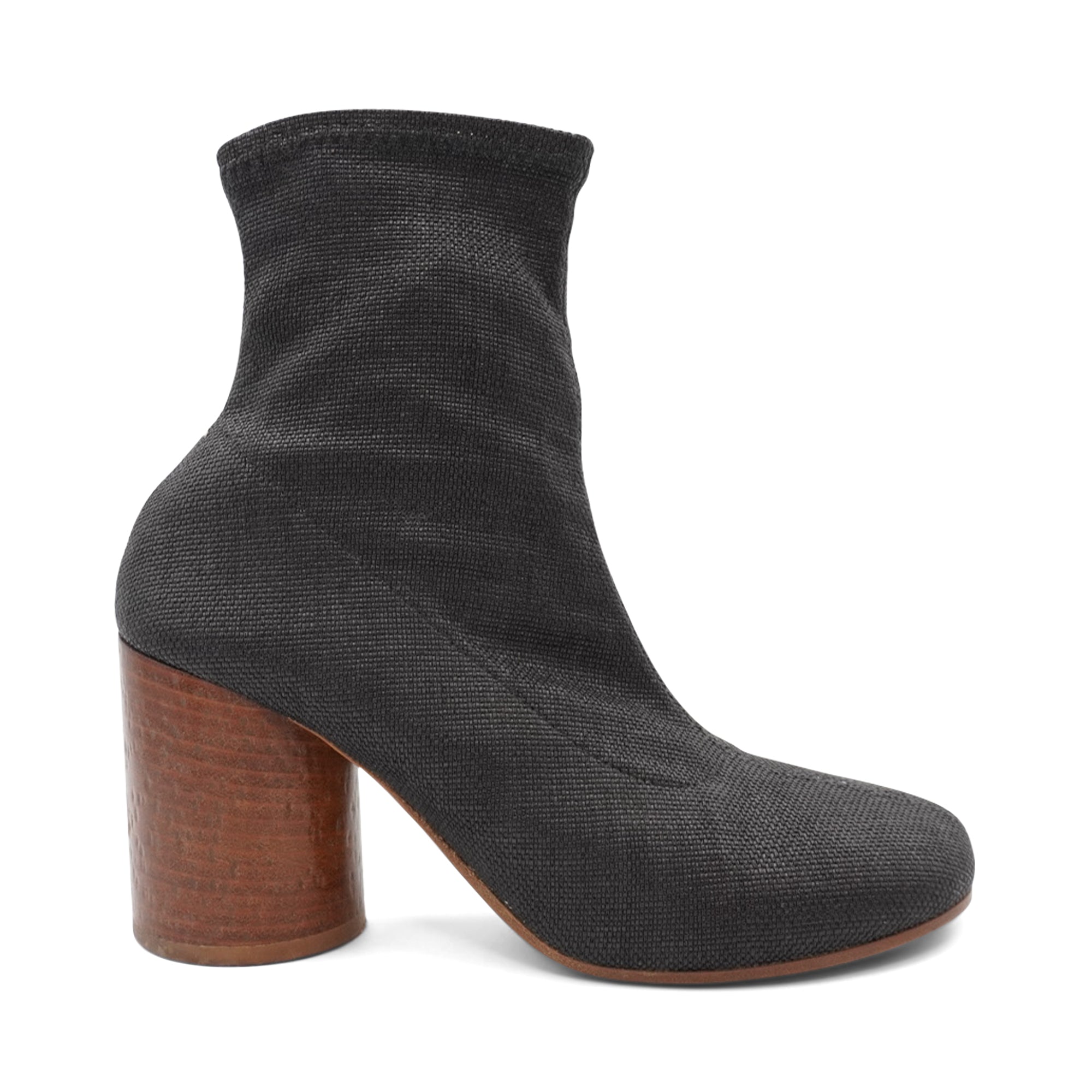 Margiela Round Toe Boots - Women's 35