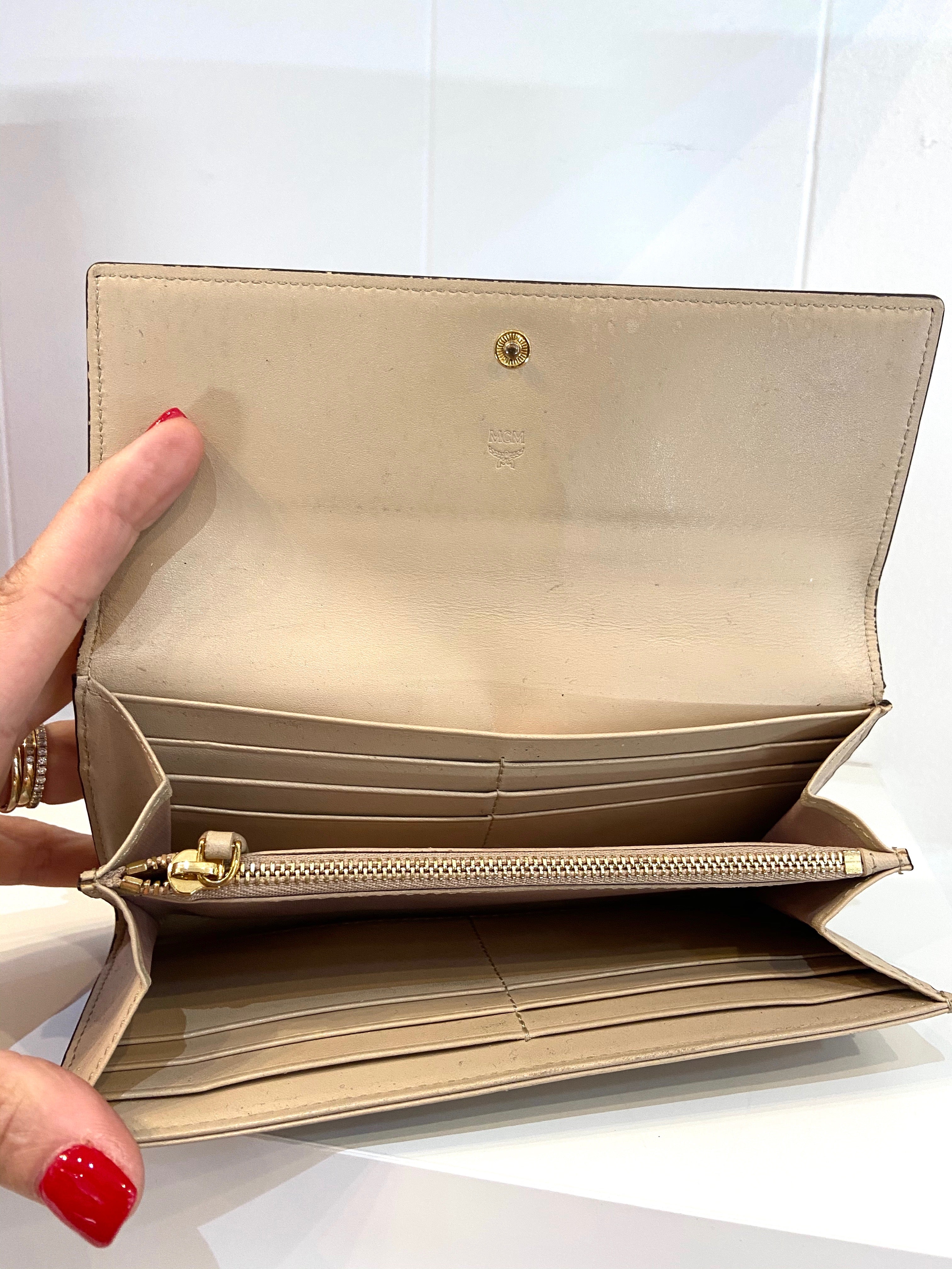MCM VISETOS TWO-FOLD WALLET