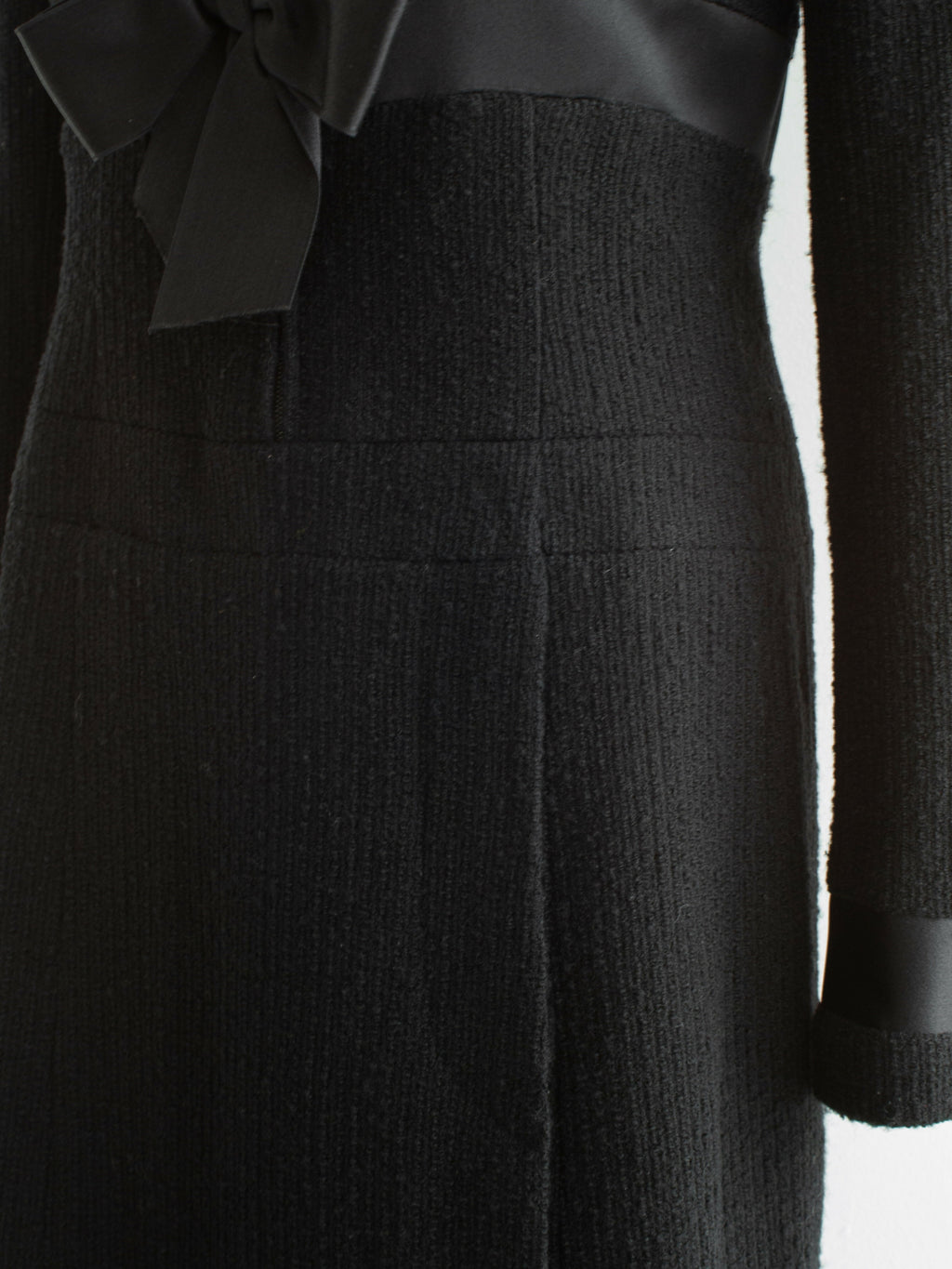 Chanel Haute Couture S/S 2001 LBD Black Bow Mini Dress