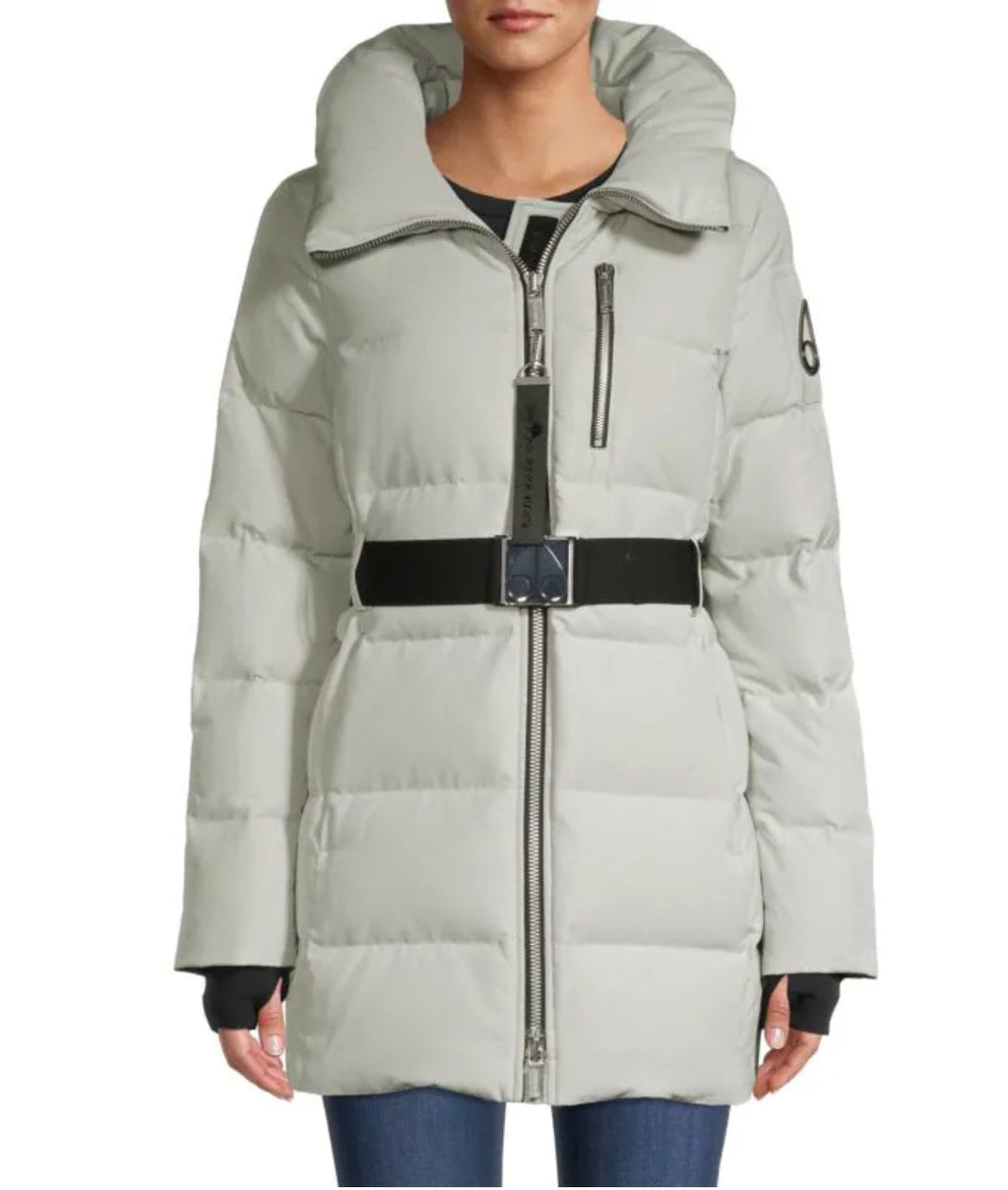 MOOSE KNUCKLES MALIGNE BELTED PARKA COAT IN ICE BERG