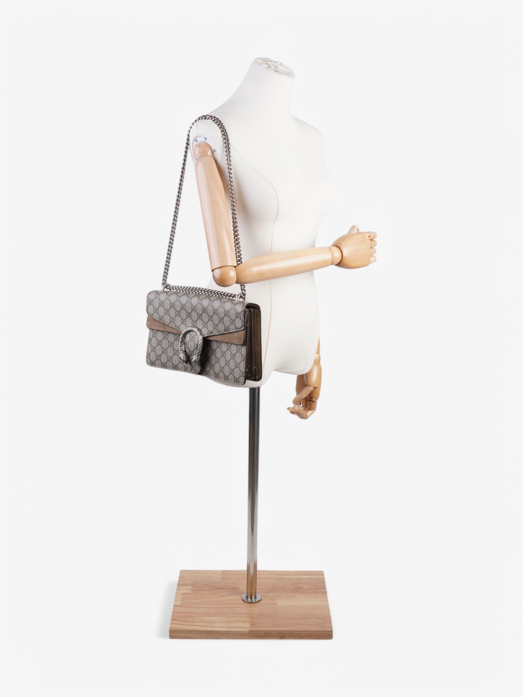 Gucci Dionysus GG Supreme / Beige / Ebony Coated Canvas Small