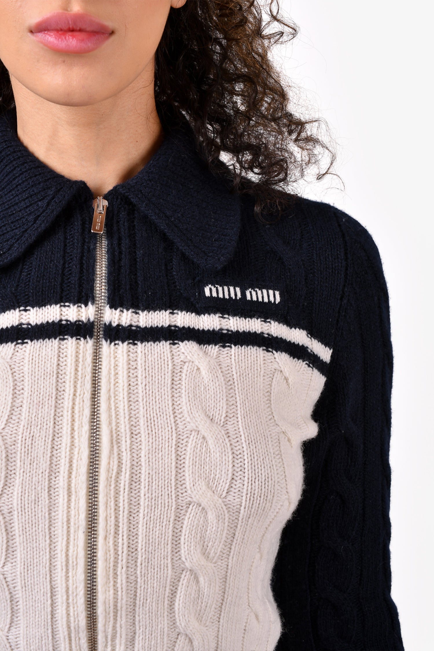 Miu Miu 2022 Navy/White Wool/Cashmere Cable Knit Zip Sweater Size 40