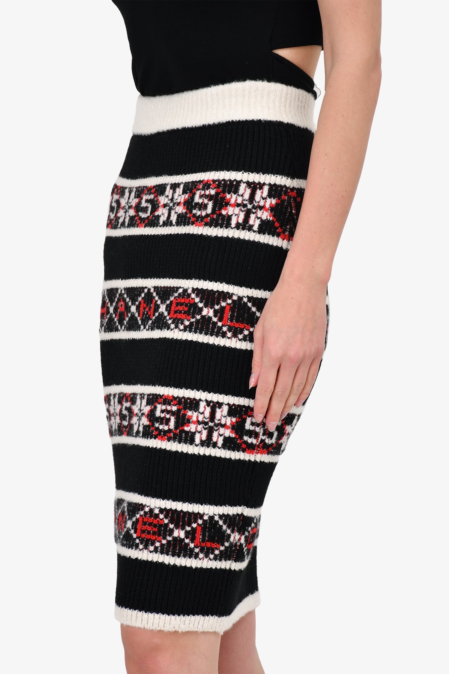 Pre-Loved Chanel™ Black/Red Knit Midi Skirt Size 36