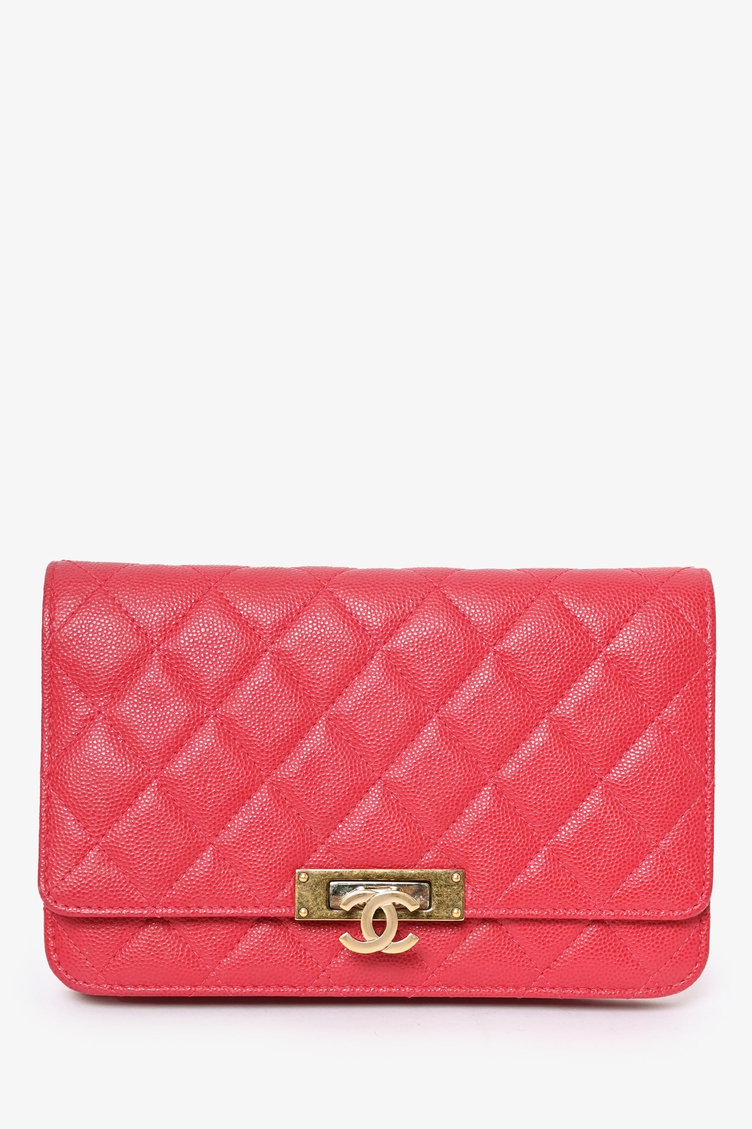 Pre-Loved Chanel™ 2016 Pink Caviar Leather Wallet On Chain