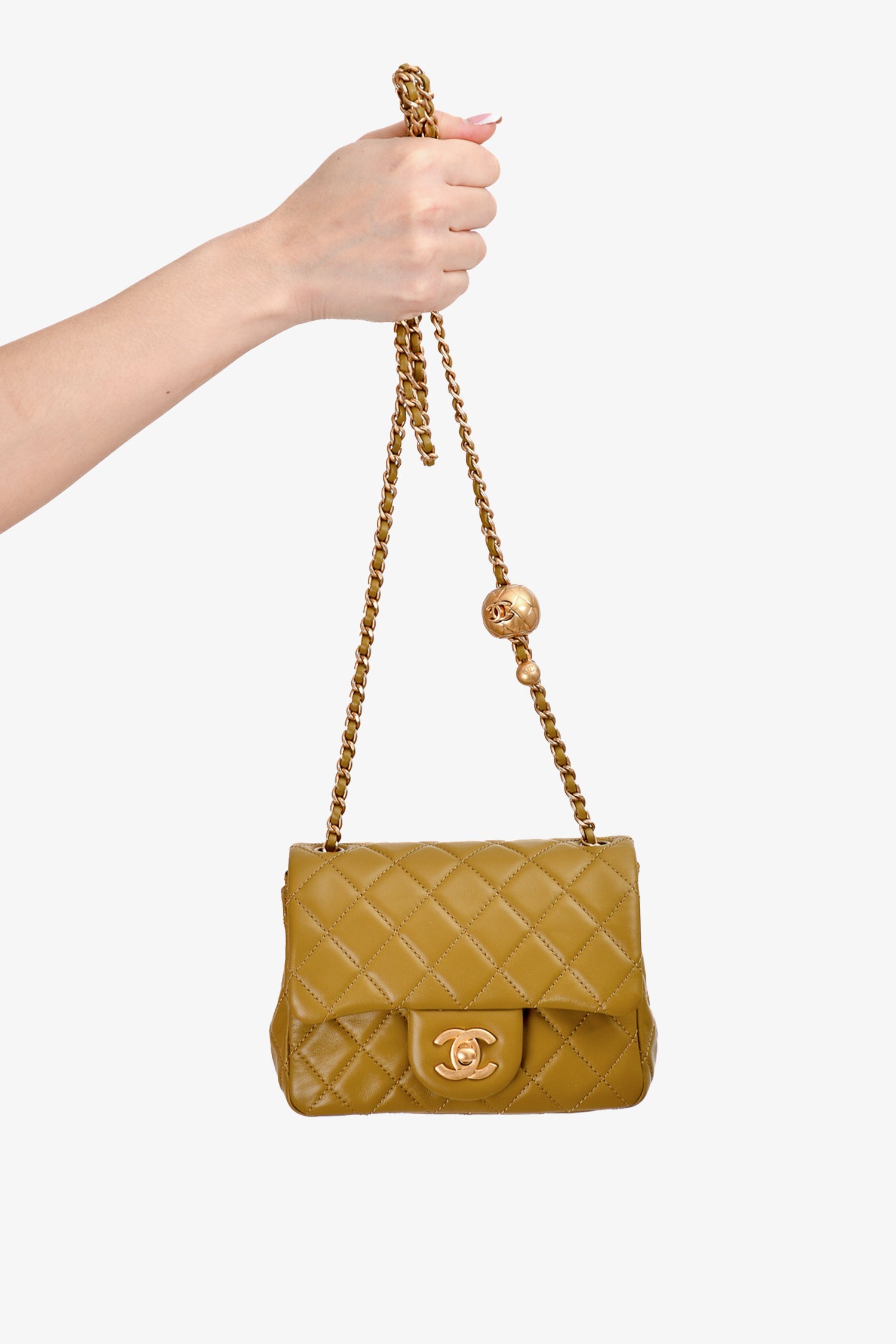 Pre-Loved Chanel™ 2022 Green Quilted Lambskin Mini Pearl Crush Flap Bag