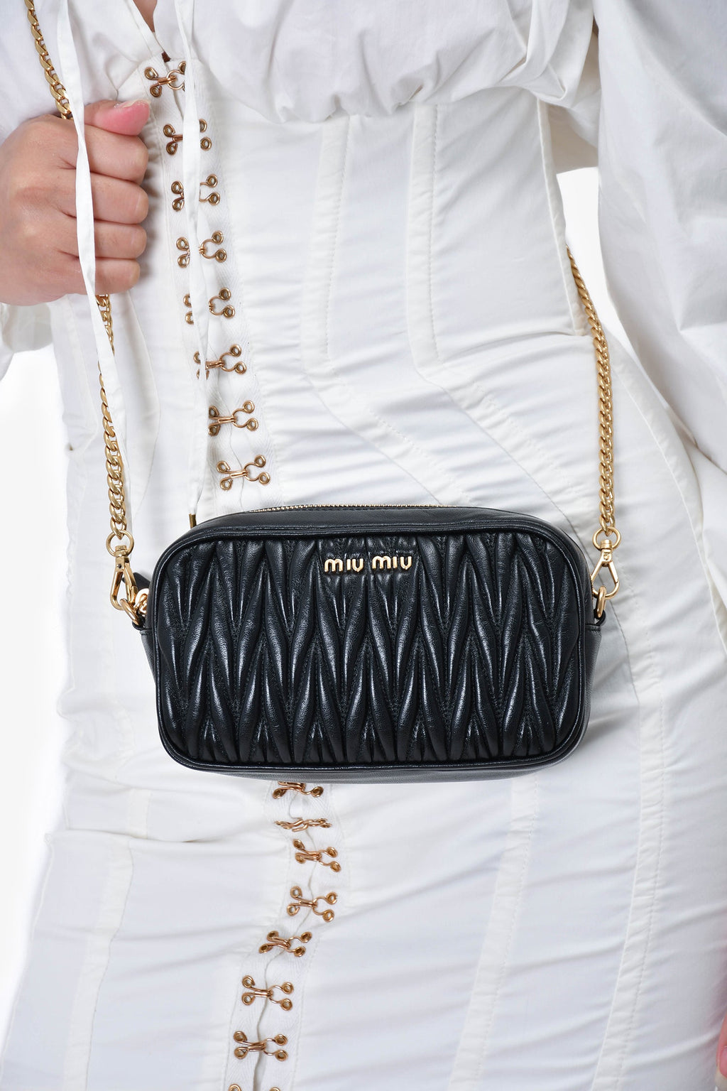 Miu Miu Black Leather Matelasse Crossbody Bag With Straps