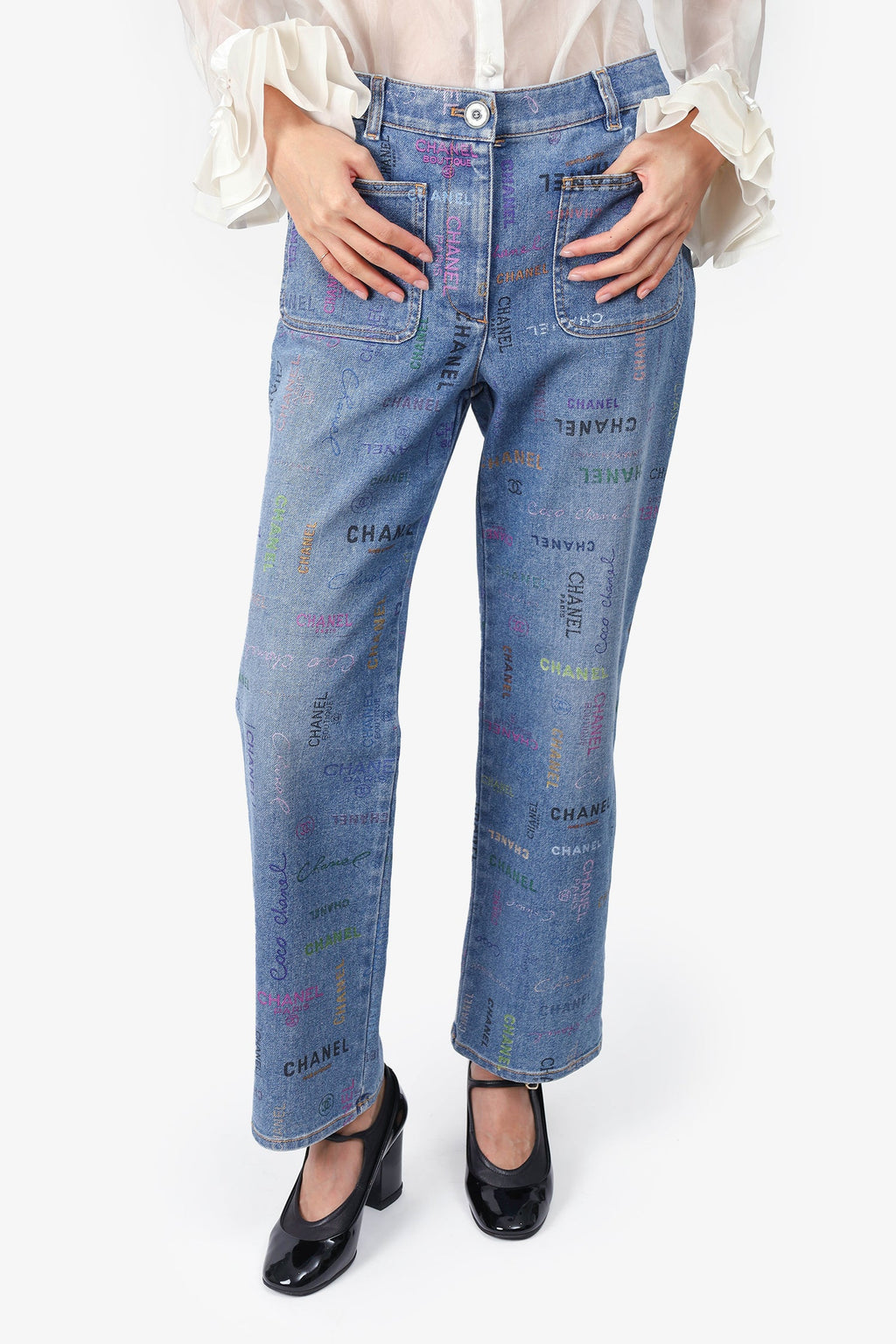 Pre-Loved Chanel™ 2022 Blue/Multicolour Denim 'Chanel Boutique' Printed Jeans Size 40
