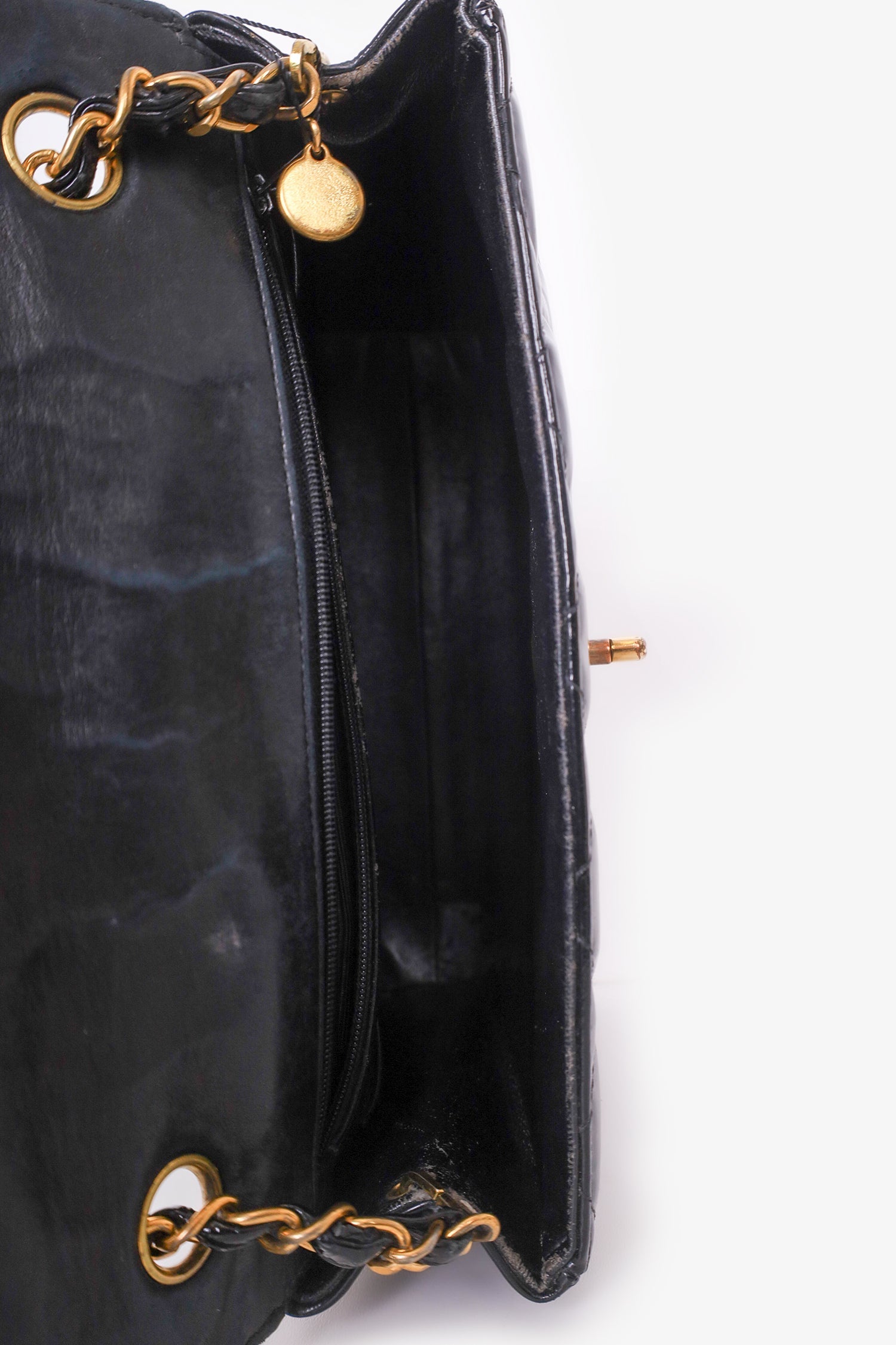 Pre-Loved Chanel™ 1994 Quilted Patent Leather CC Flap Bag