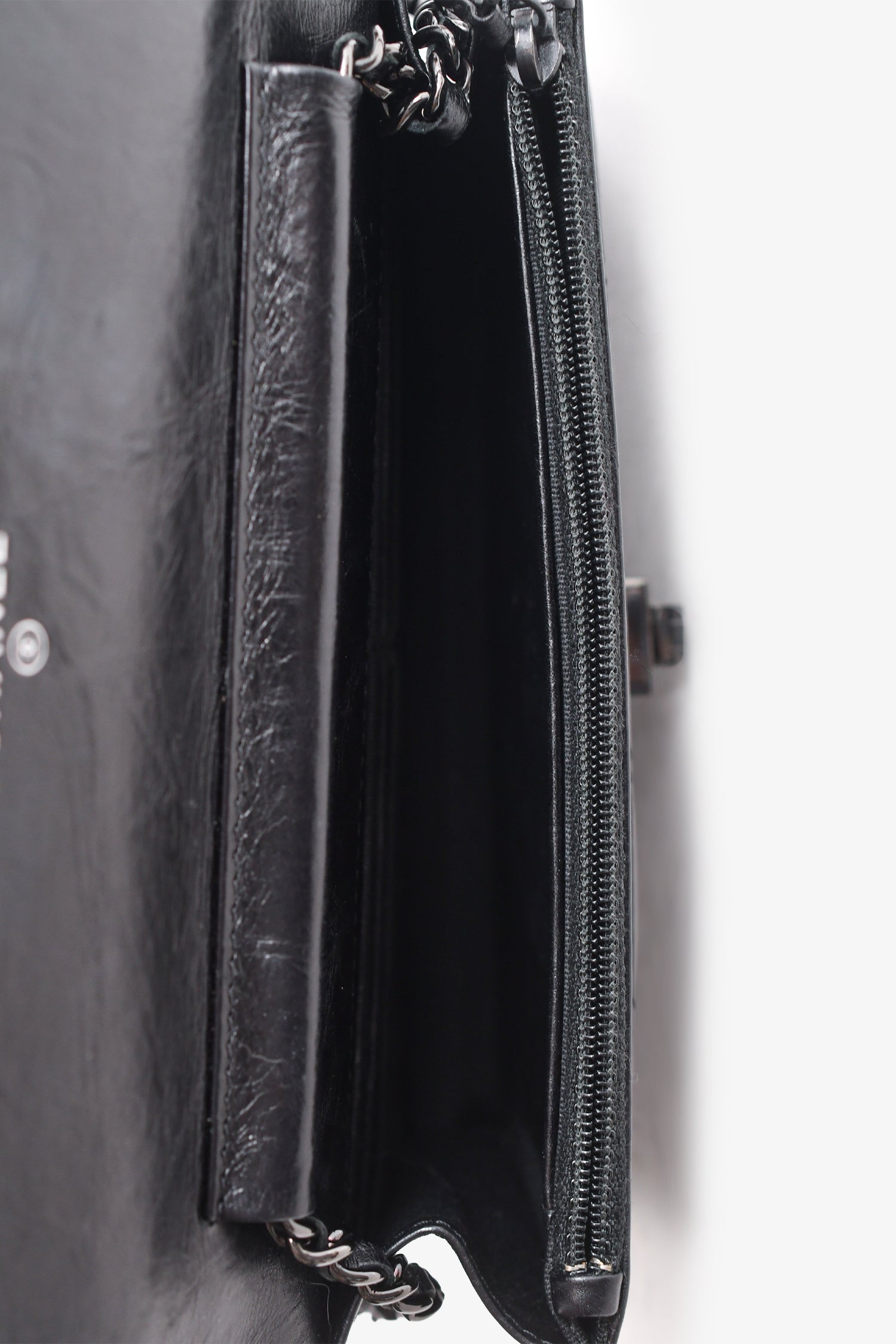 Pre-Loved Chanel™ 2016/17 Black Leather 2.55 Reissue Wallet On Chain