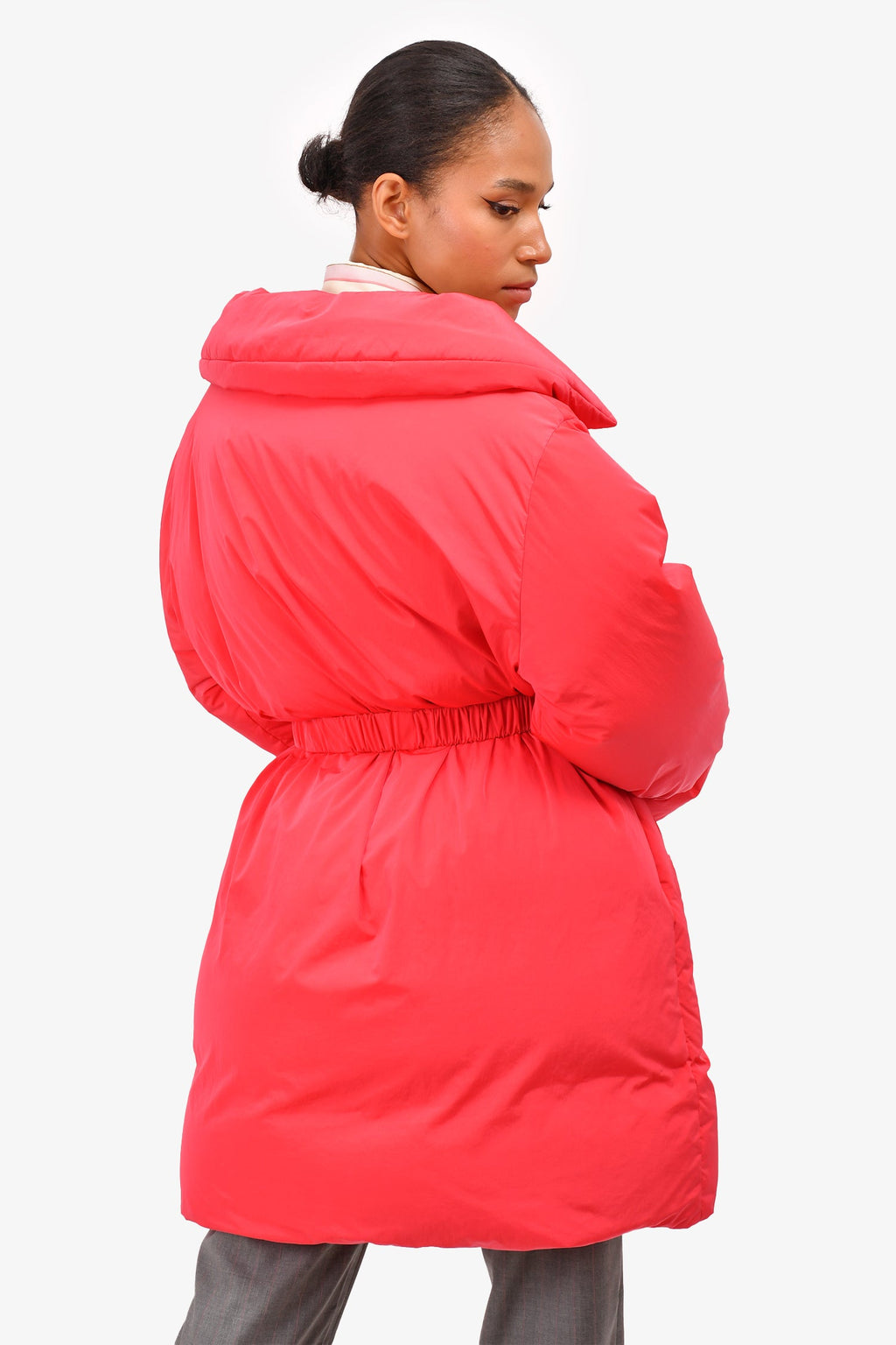 Pre-Loved Chanel™ 2019 Pink Belted Puffer Coat Size 40