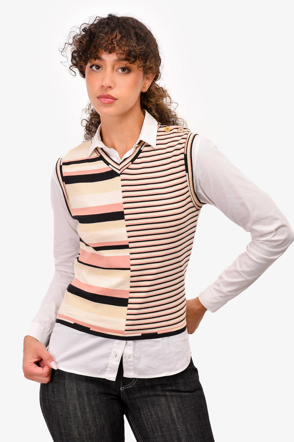Pre-Loved Chanel™ 2002 Spring Cream/White Striped Cotton V-Neck Sleeveless Top Size 38