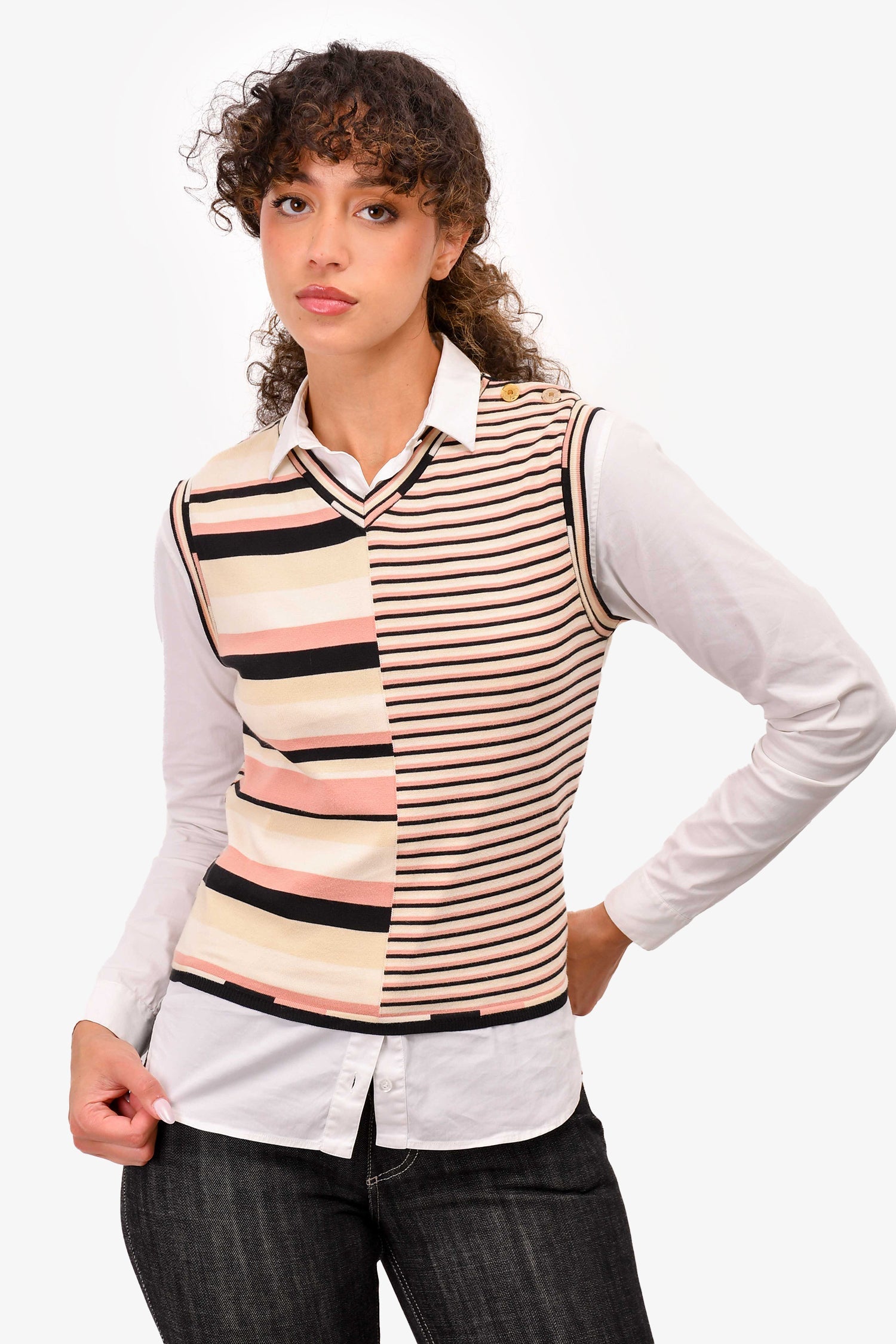 Pre-Loved Chanel™ 2002 Spring Cream/White Striped Cotton V-Neck Sleeveless Top Size 38
