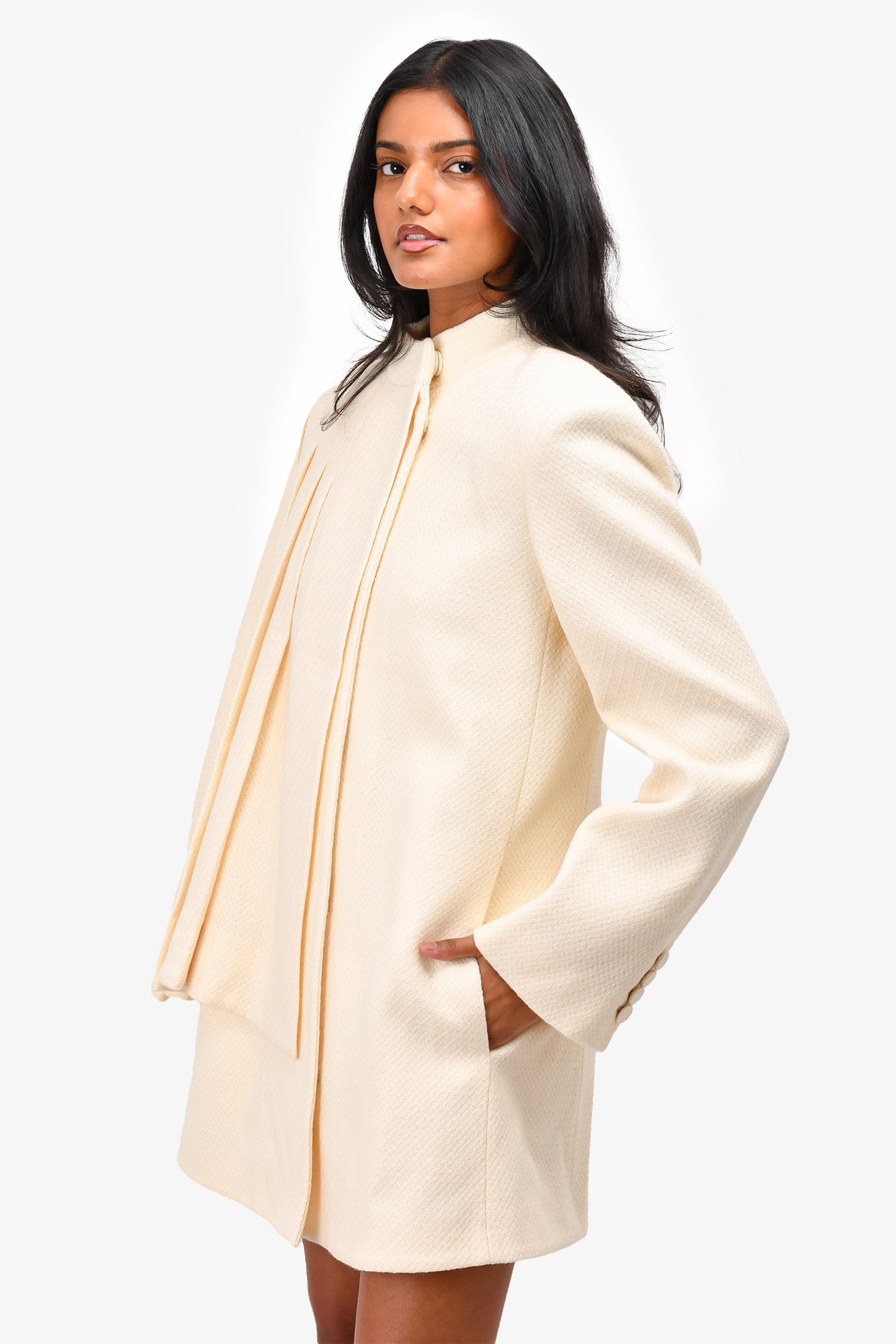 Gucci 2024 Cream Wool Pleated Cape Detailed Coat Size 40