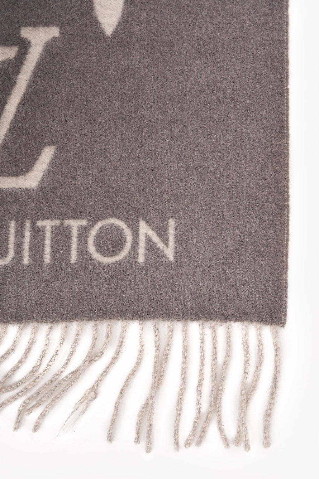 Louis Vuitton Grey/Blue/Pink Cashmere Ombre Reykjavik Scarf