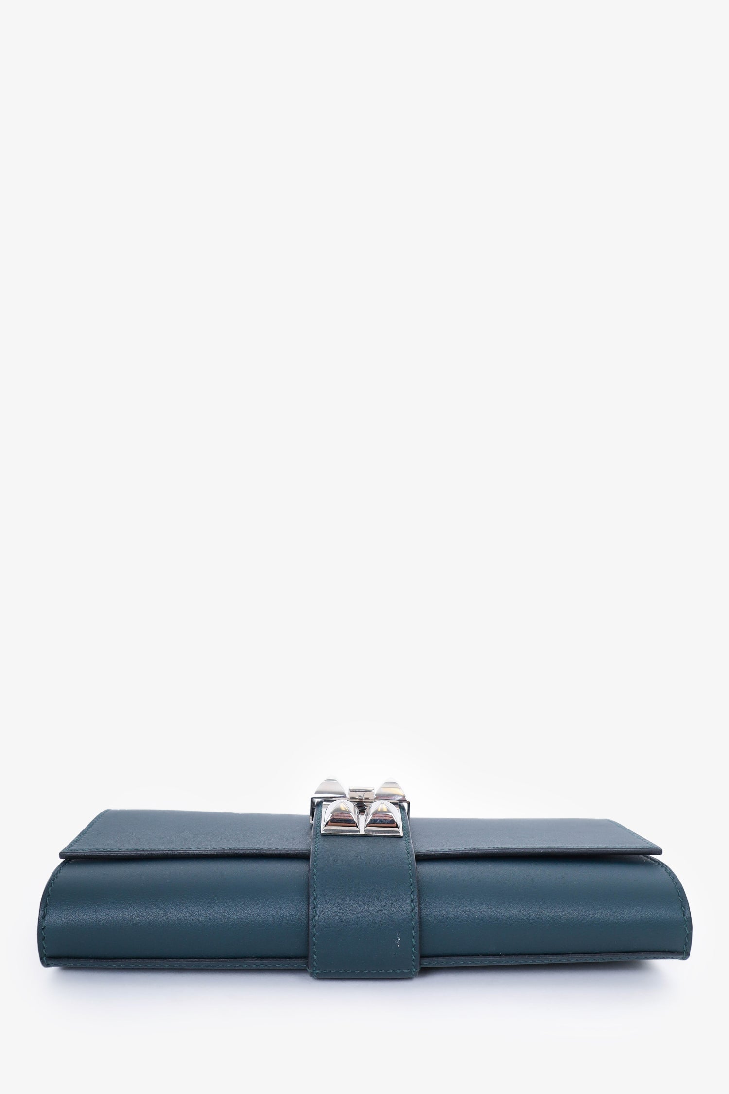 Hermès 2018 Navy Tadelakt Medor 23 Clutch