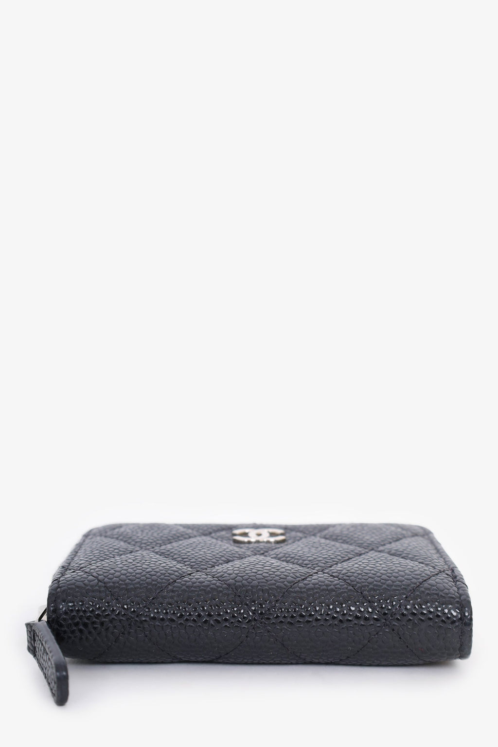 Pre-Loved Chanel™ 2021 Black Caviar ZIP holder