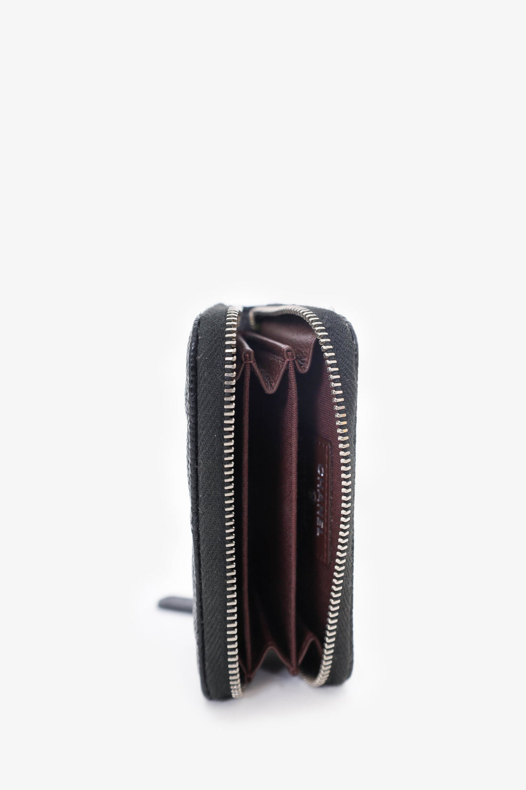 Pre-Loved Chanel™ 2021 Black Caviar ZIP holder