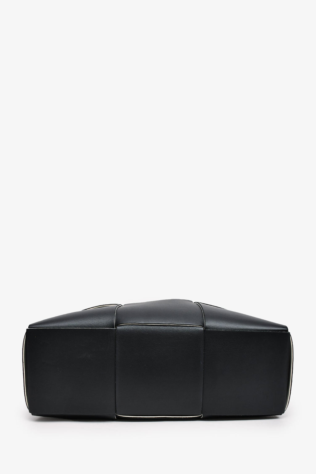 Bottega Veneta 2021 Black Intrecciato Leather Medium Arco Tote with Pouch