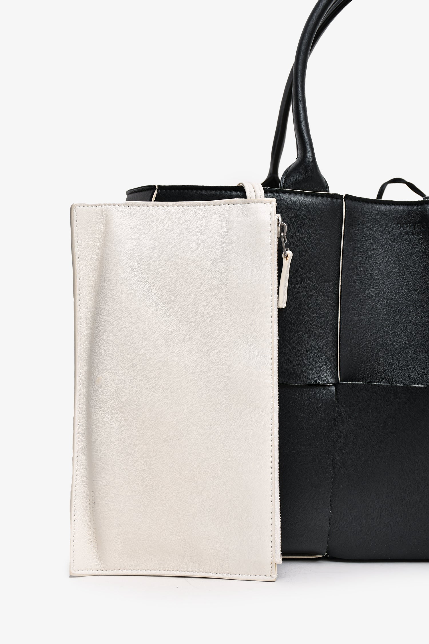 Bottega Veneta 2021 Black Intrecciato Leather Medium Arco Tote with Pouch