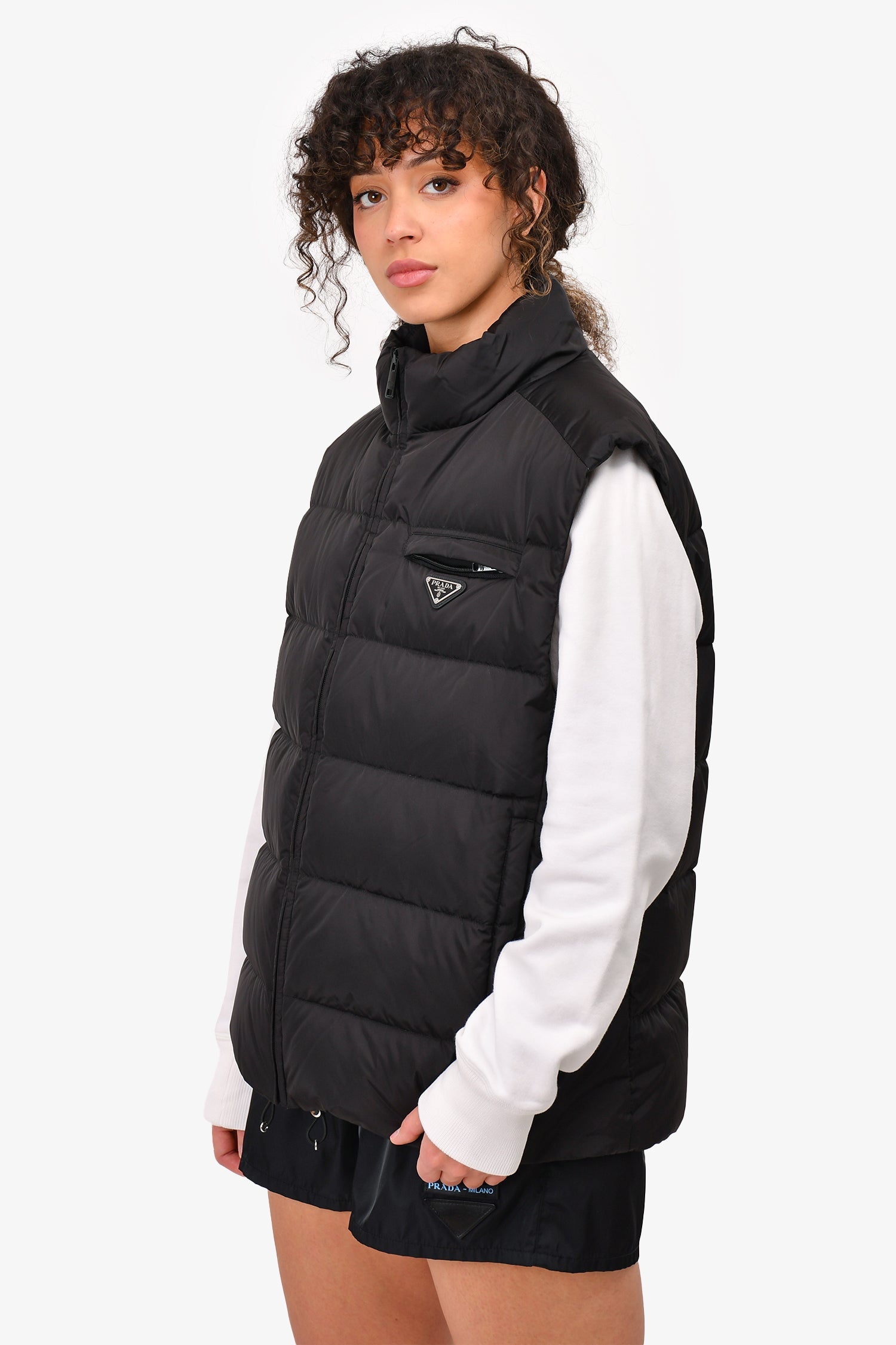 Prada 2022 Black Padded Re-Nylon Logo Vest Size 54 Mens