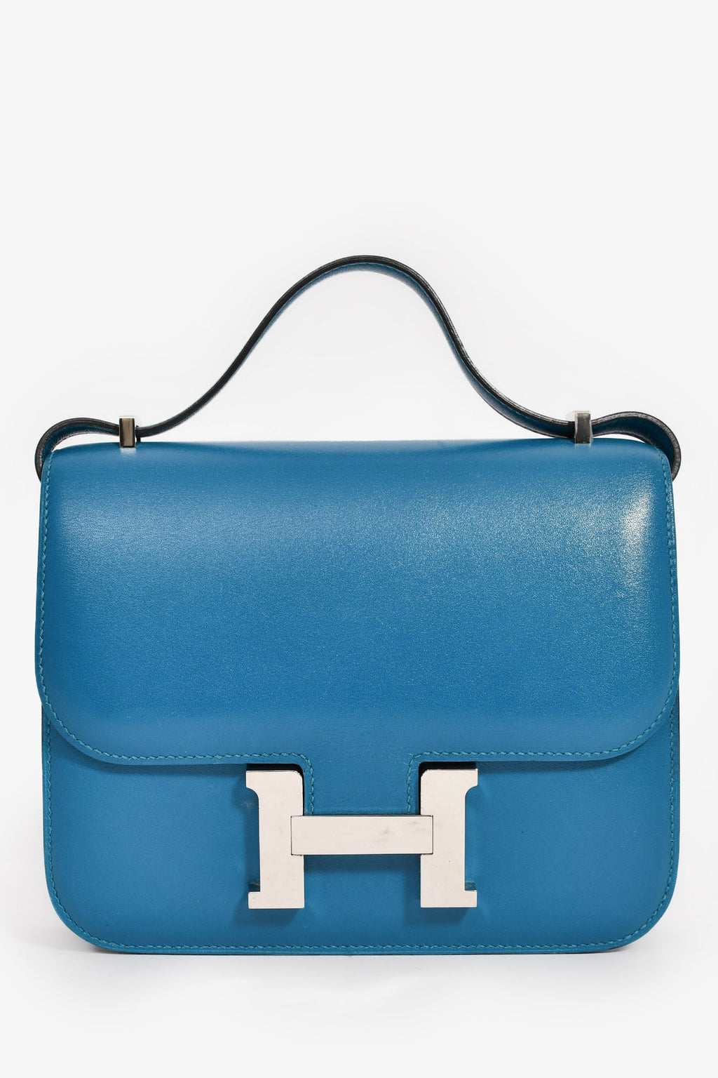 Hermès 2017 Bleu Izmir Tadelakt Leather Constance 18