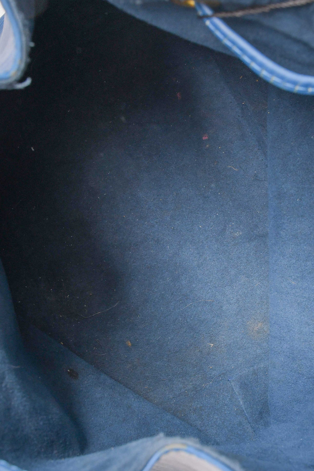 Louis Vuitton 1994 Blue Epi Leather Neo Bucket Bag (As Is)
