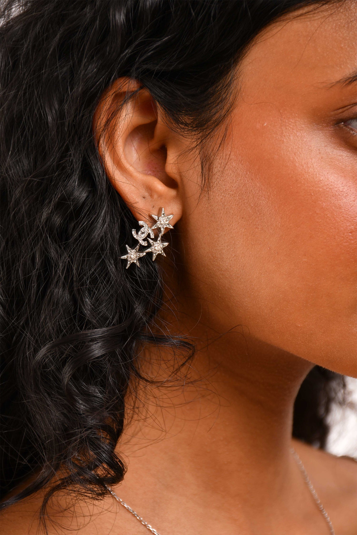 Pre-Loved Chanel™ 2015 Silver Tone Crystal Embellished Star Earrings