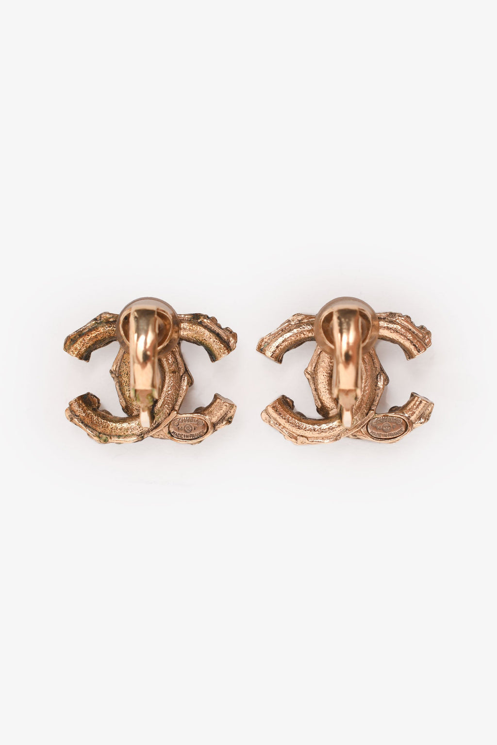 Pre-Loved Chanel™ 2017 Gold Tone Faux Pearl CC Ear Clips
